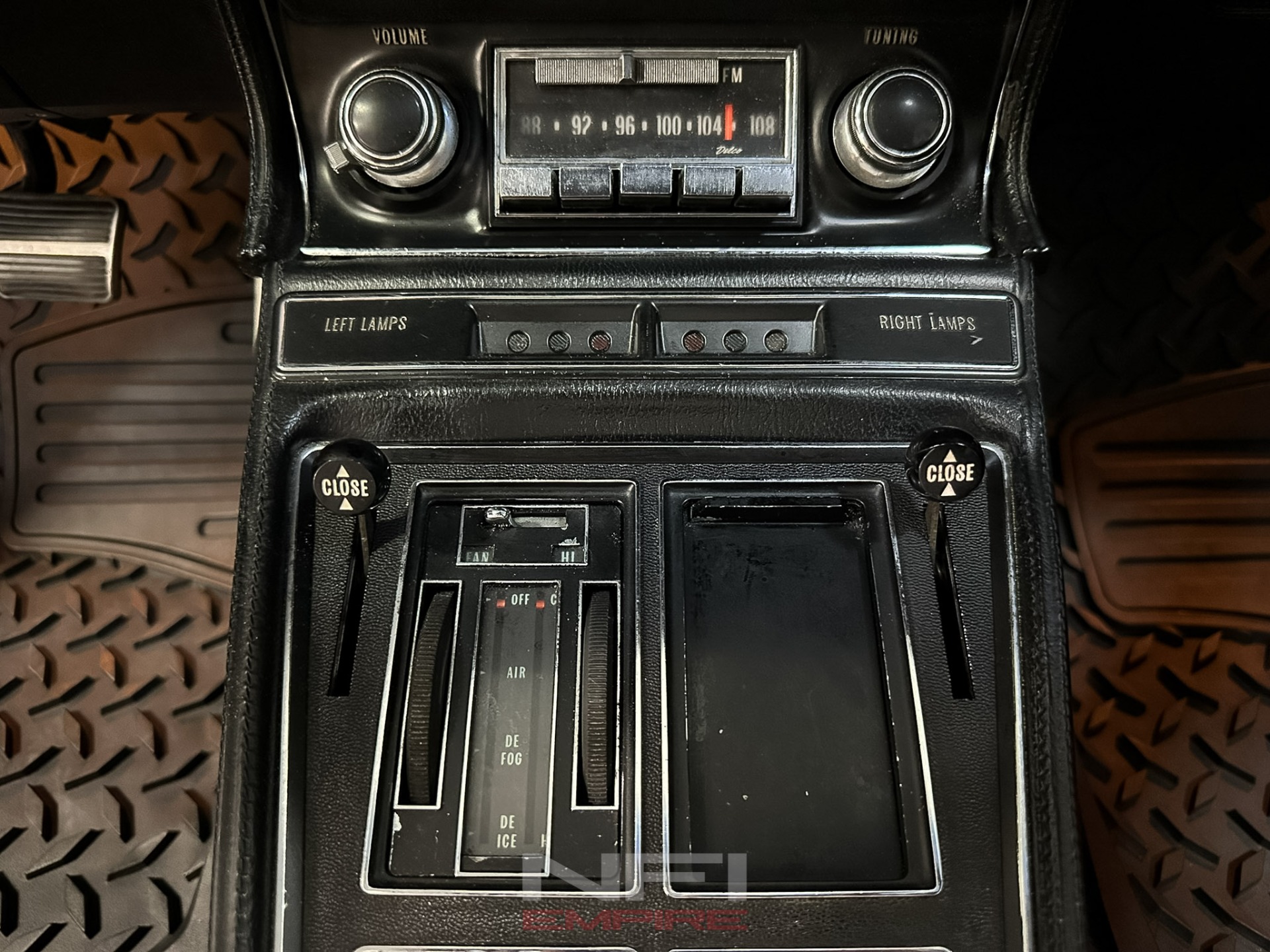 1970 Chevrolet Corvette 29