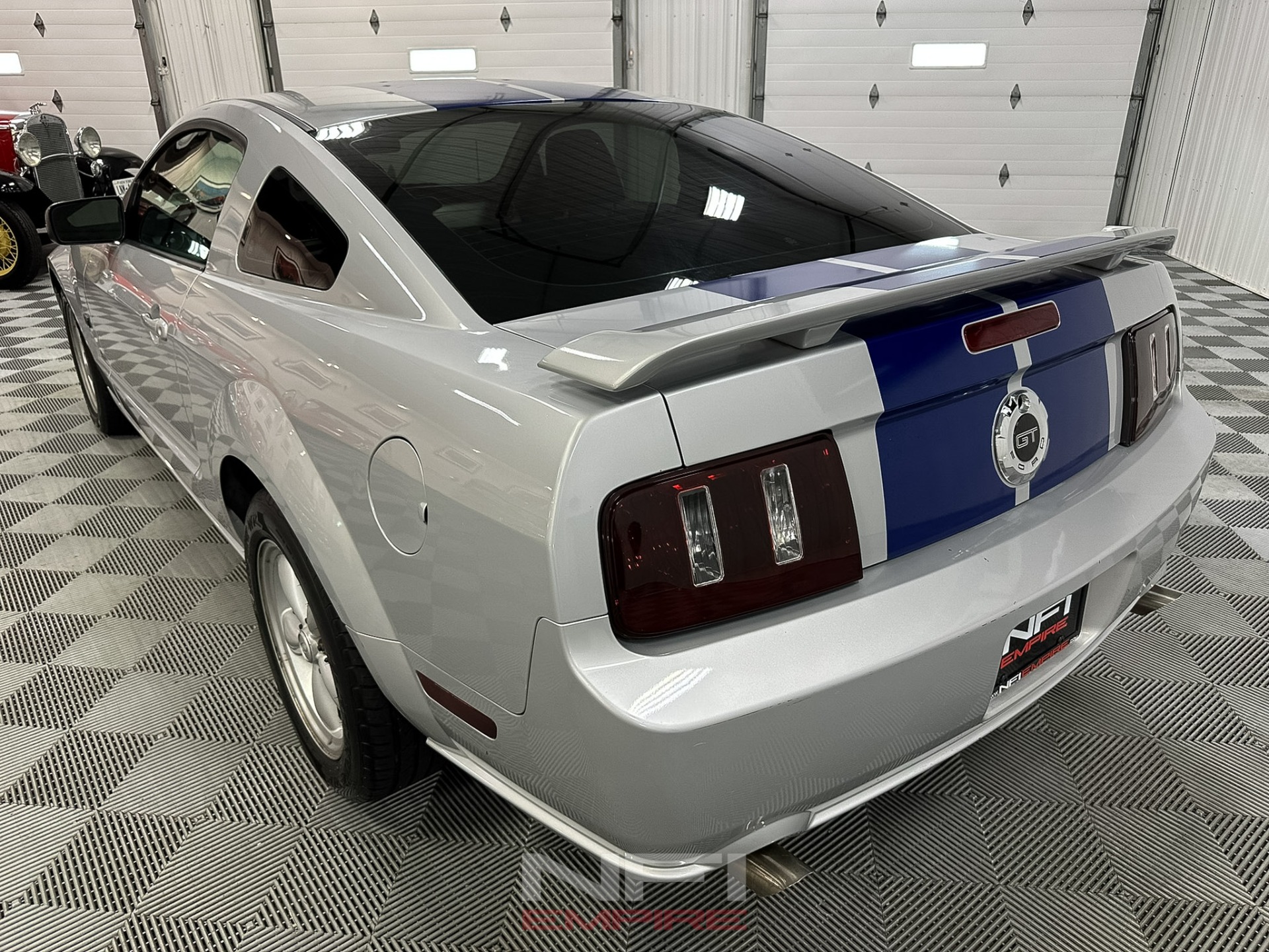 2006 Ford Mustang 10
