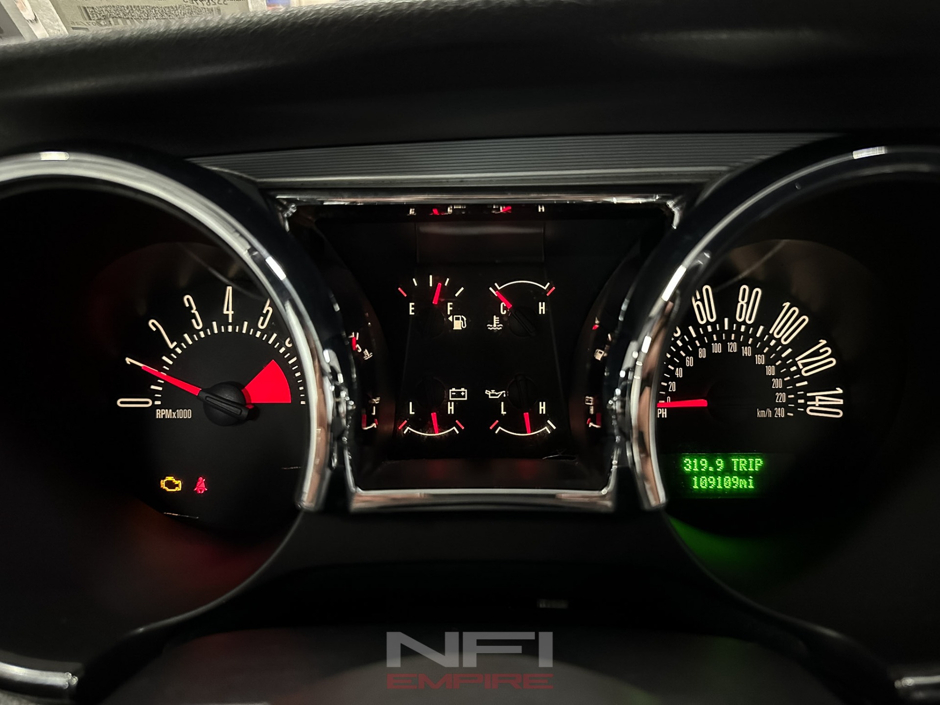2006 Ford Mustang 26