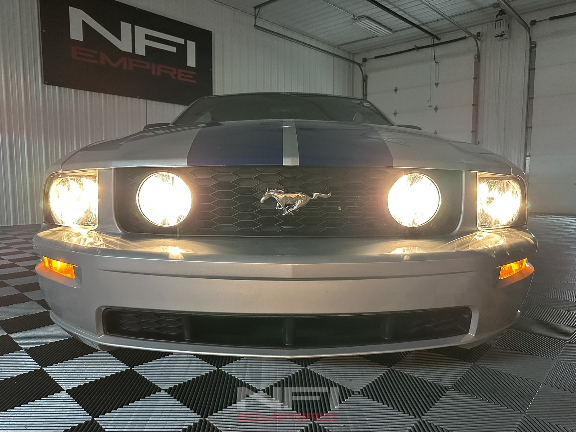 2006 Ford Mustang 38
