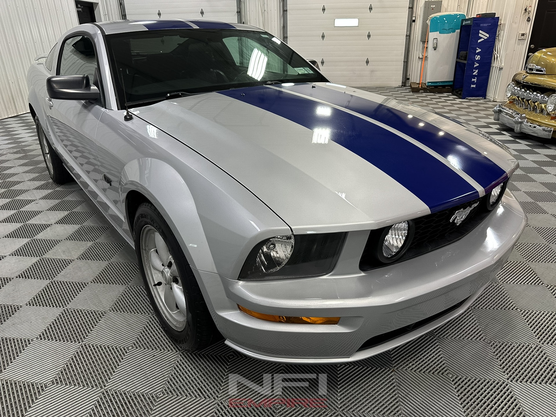 2006 Ford Mustang 5