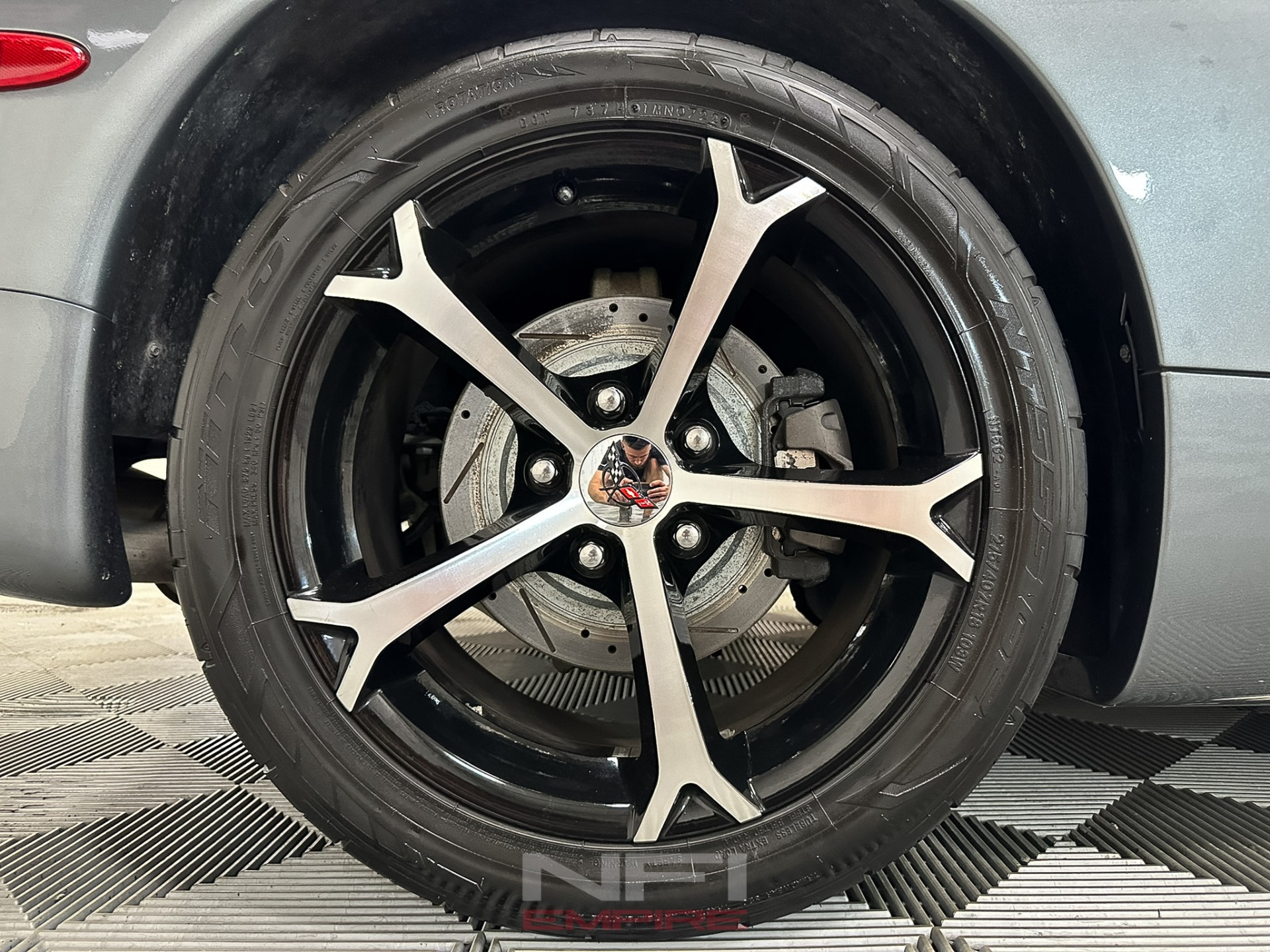 2004 Chevrolet Corvette 17
