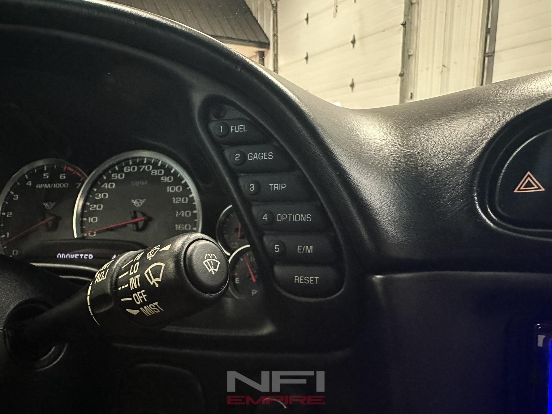 2004 Chevrolet Corvette 31