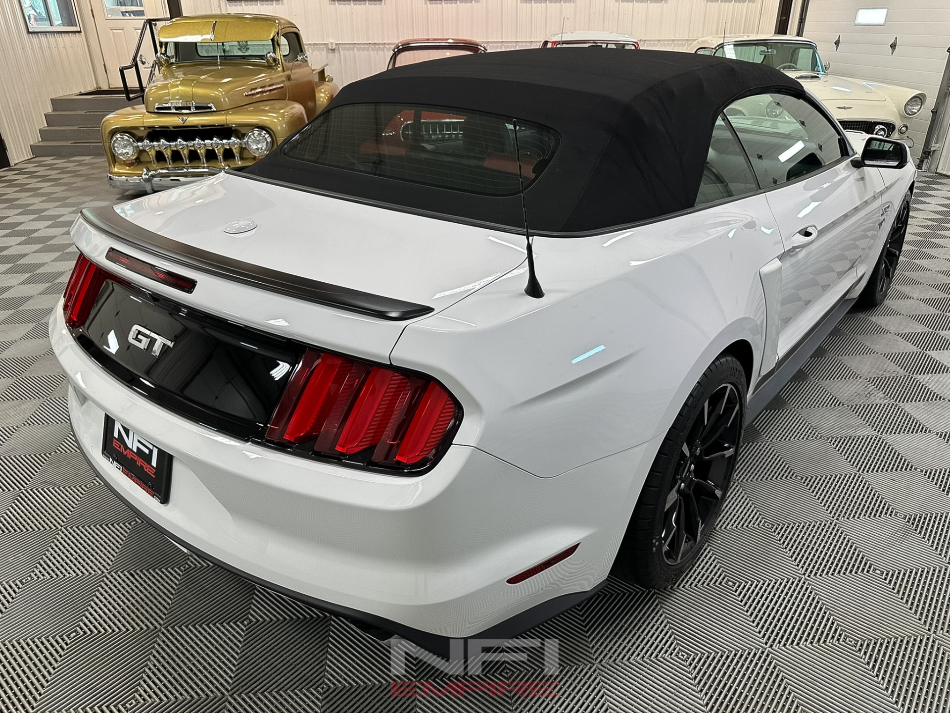 2015 Ford Mustang 15