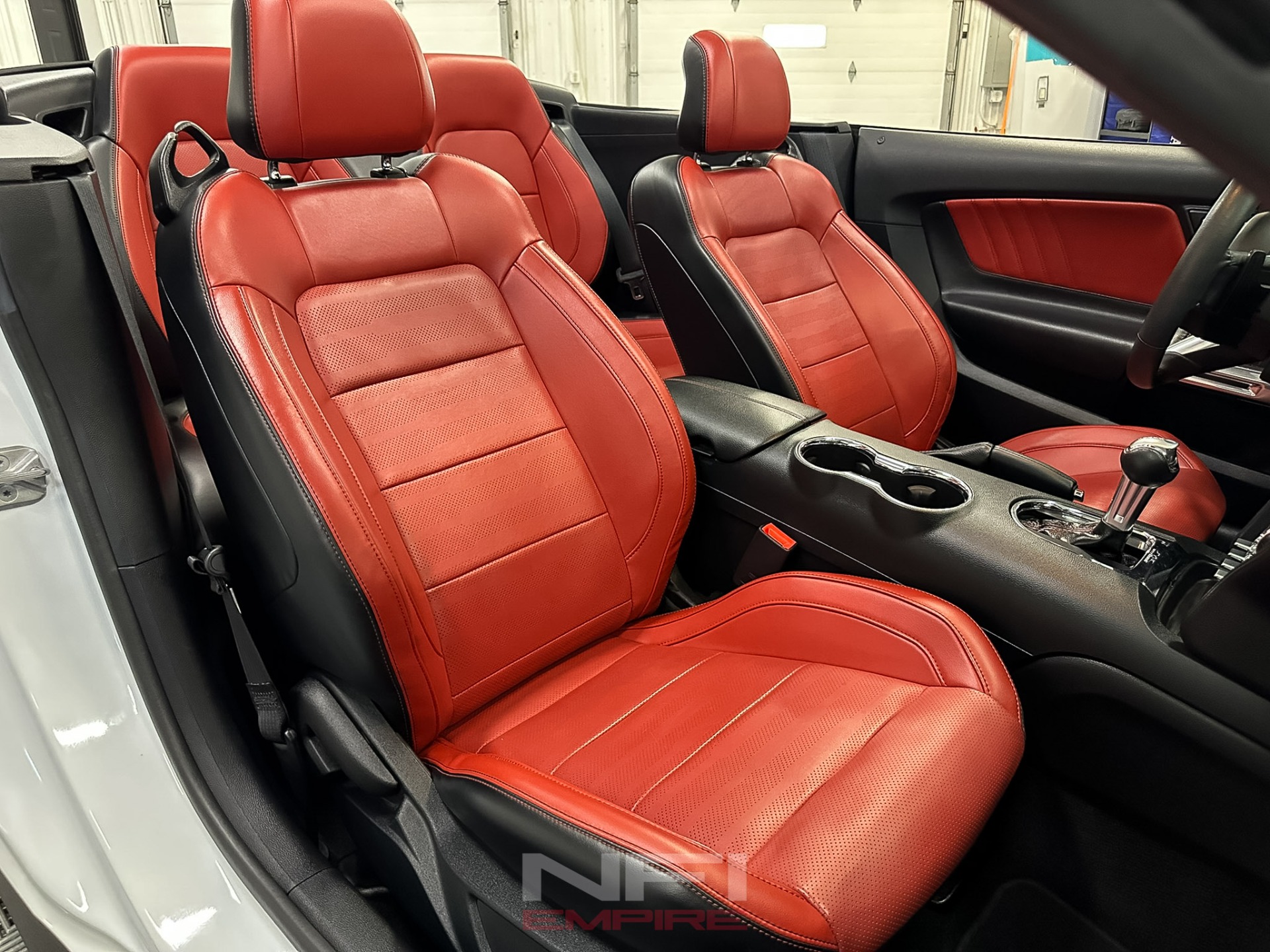 2015 Ford Mustang 44