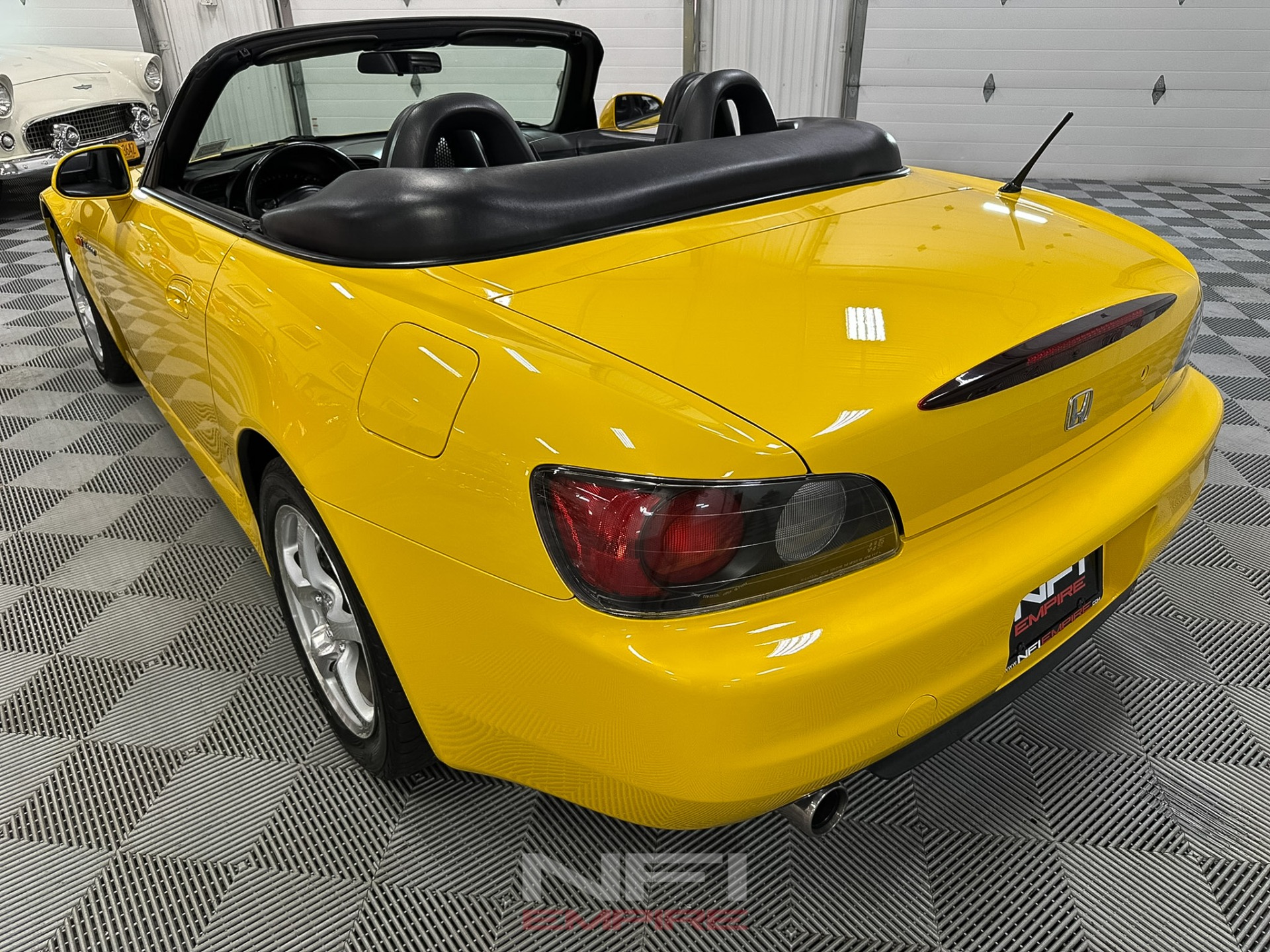 2001 Honda S2000 16