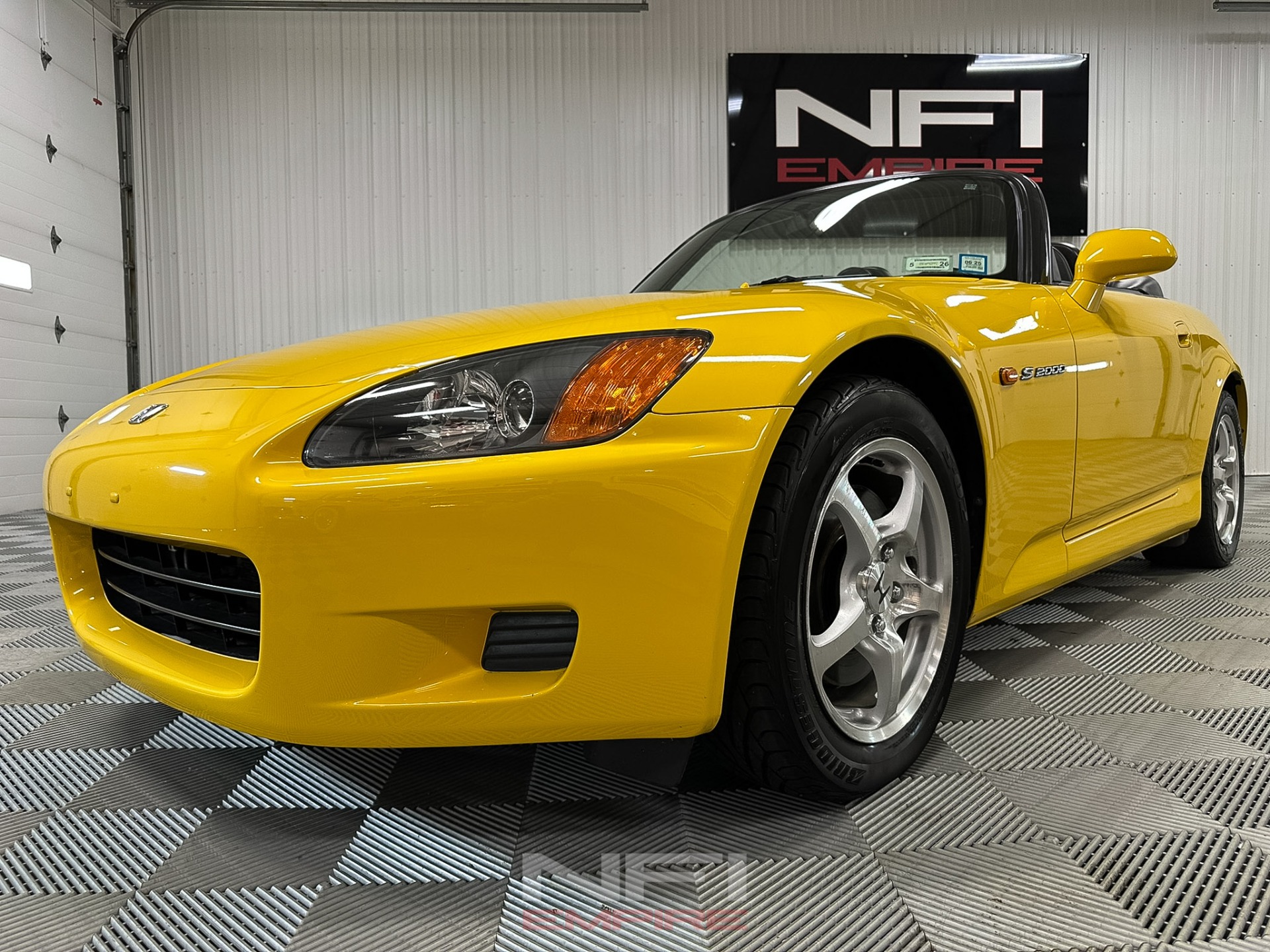 2001 Honda S2000 19