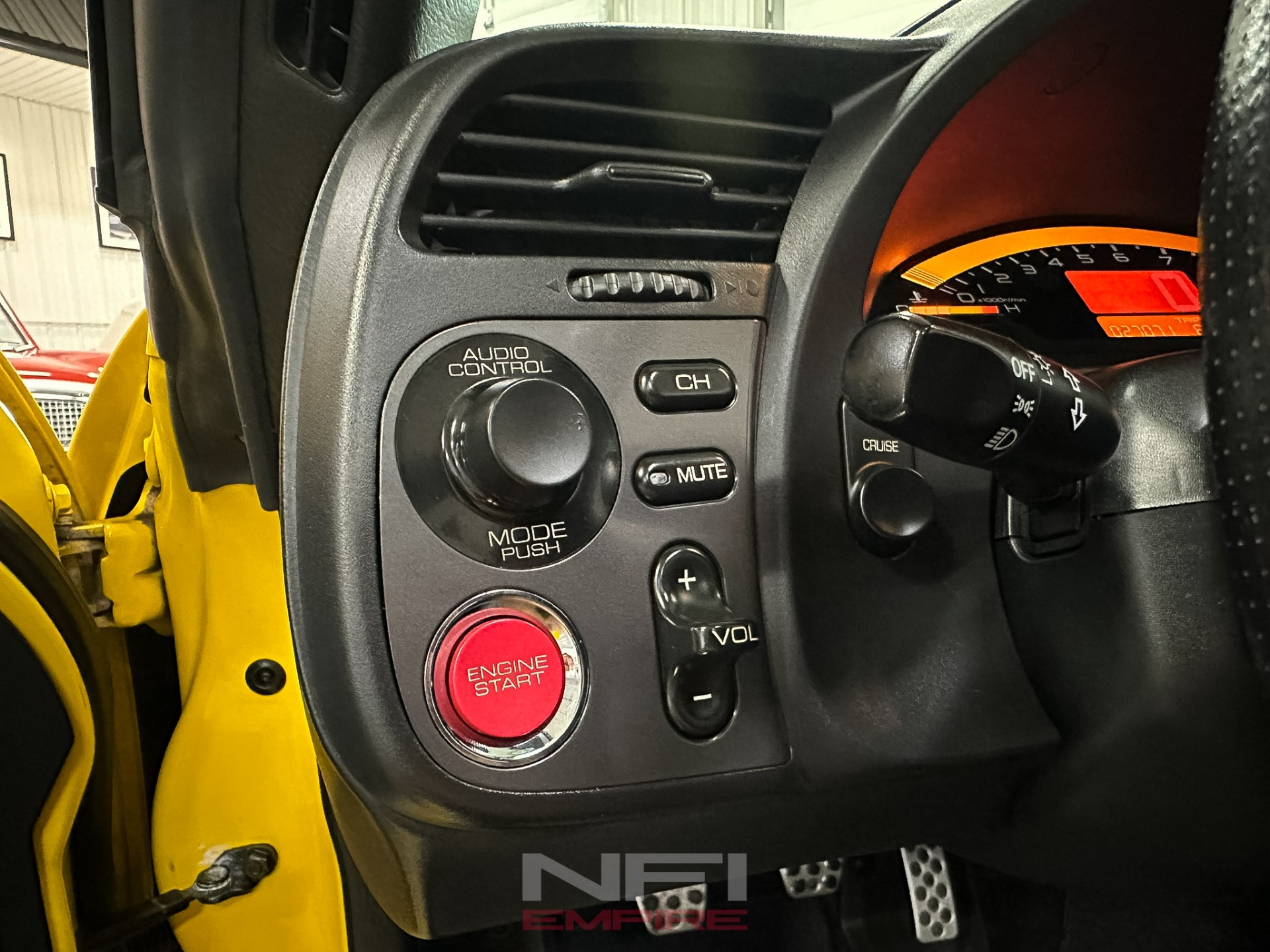 2001 Honda S2000 34