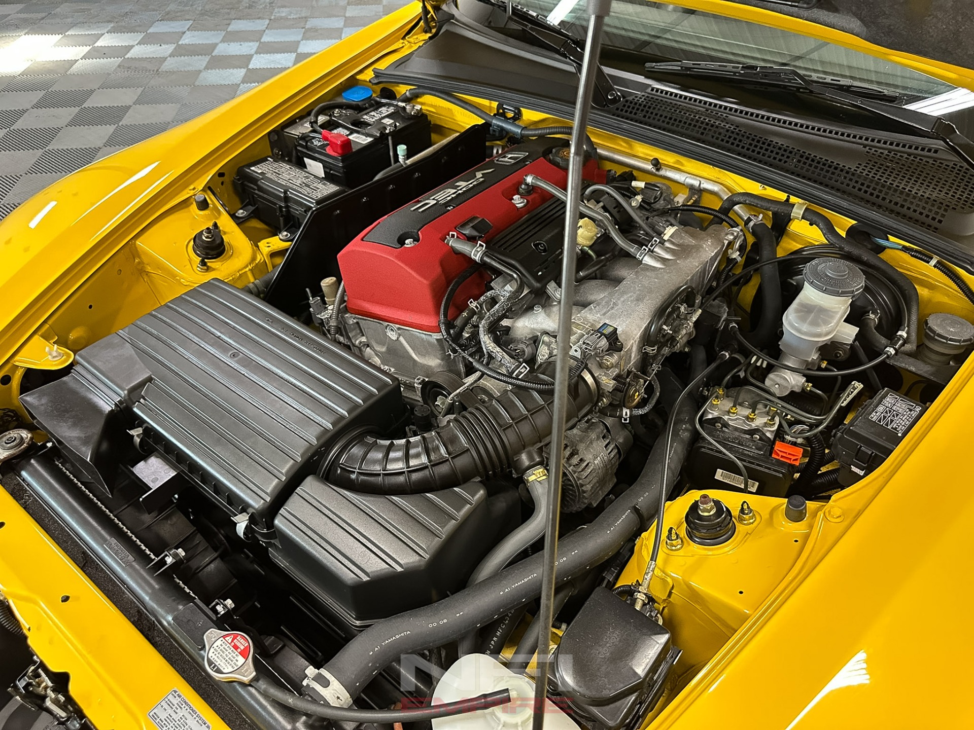 2001 Honda S2000 43