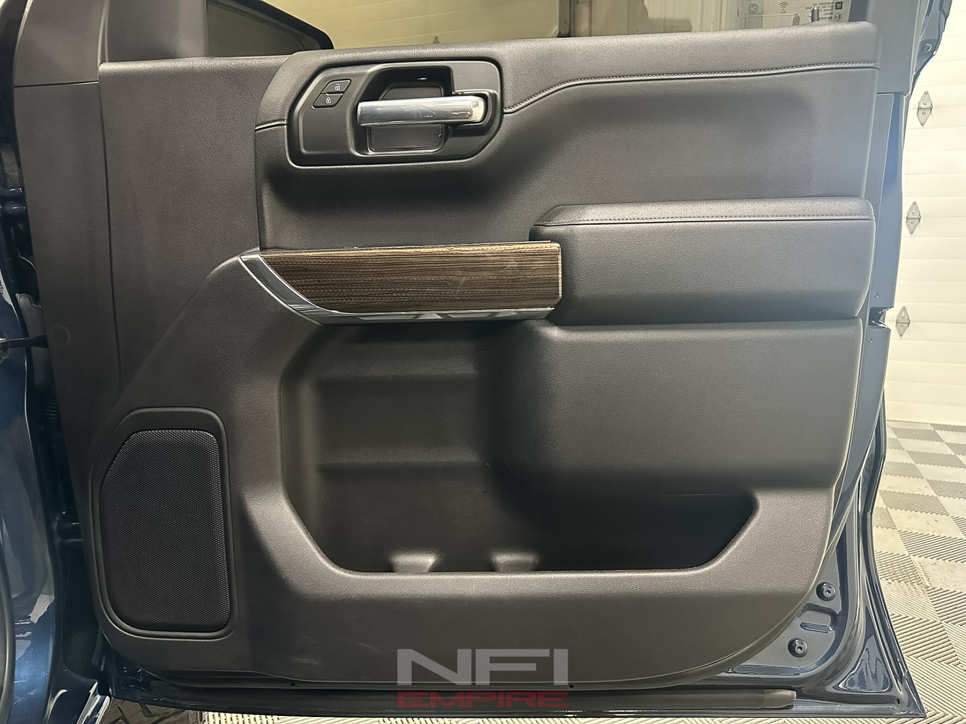 2020 Chevrolet Silverado 1500 Crew Cab 34