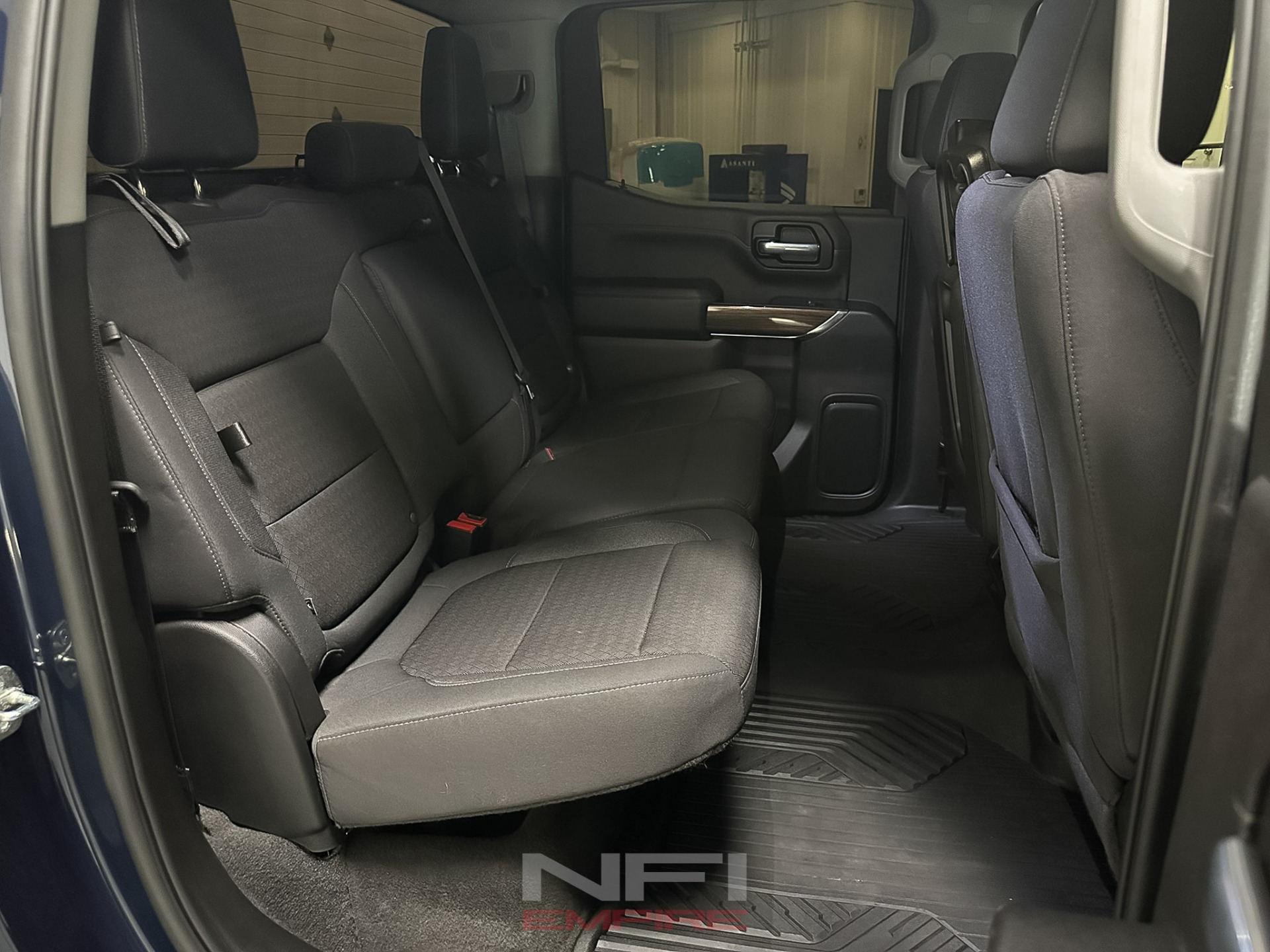2020 Chevrolet Silverado 1500 Crew Cab 38