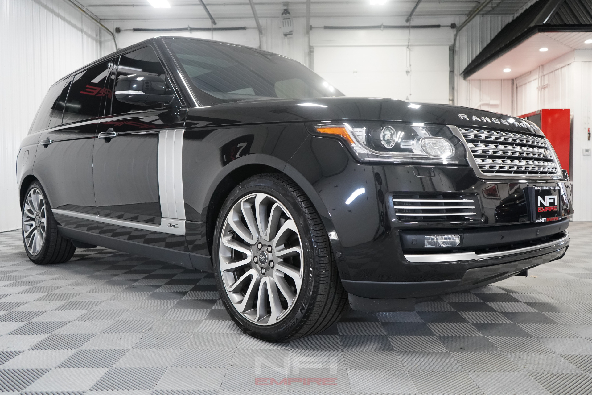 2017 Land Rover Range Rover 13