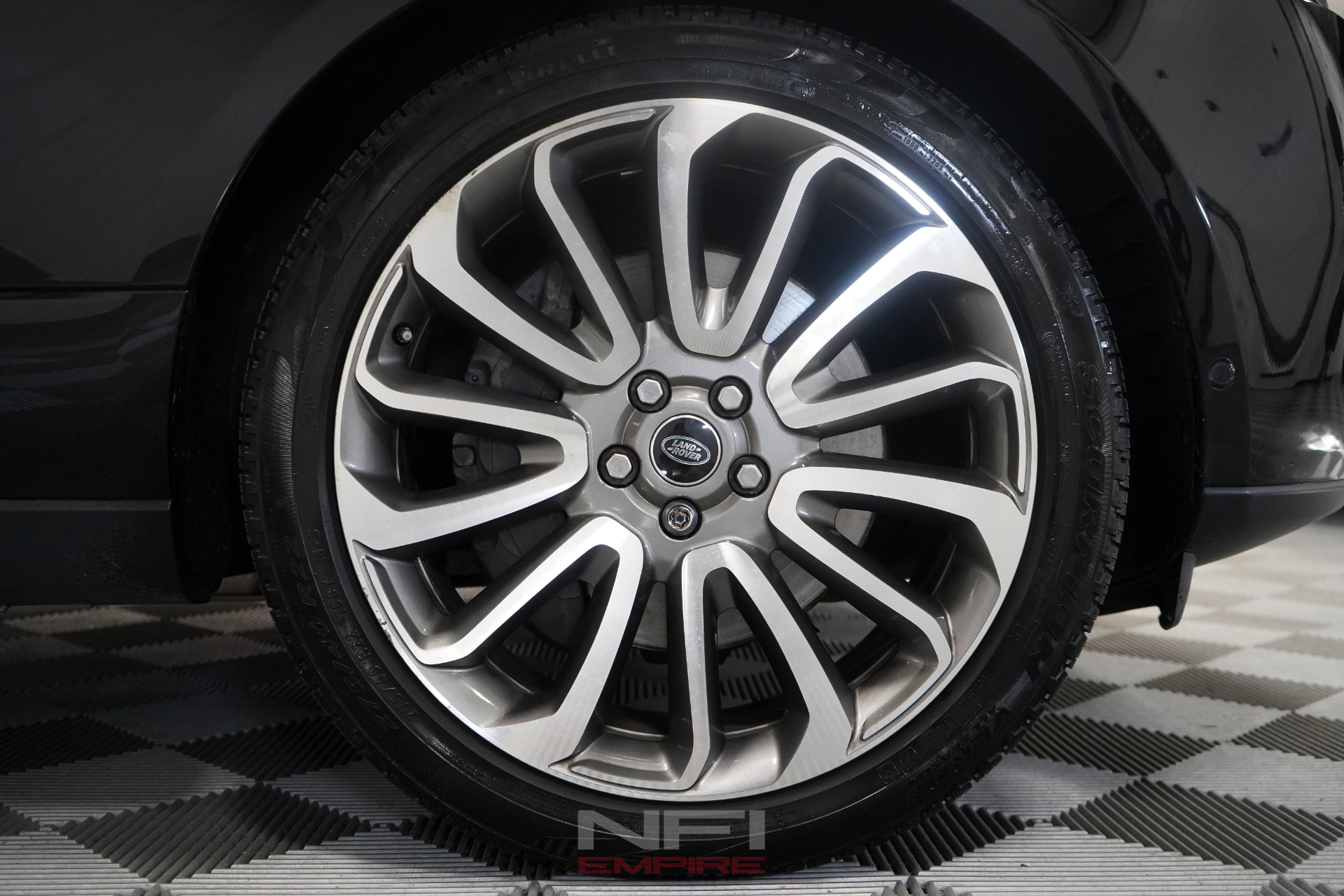 2017 Land Rover Range Rover 14