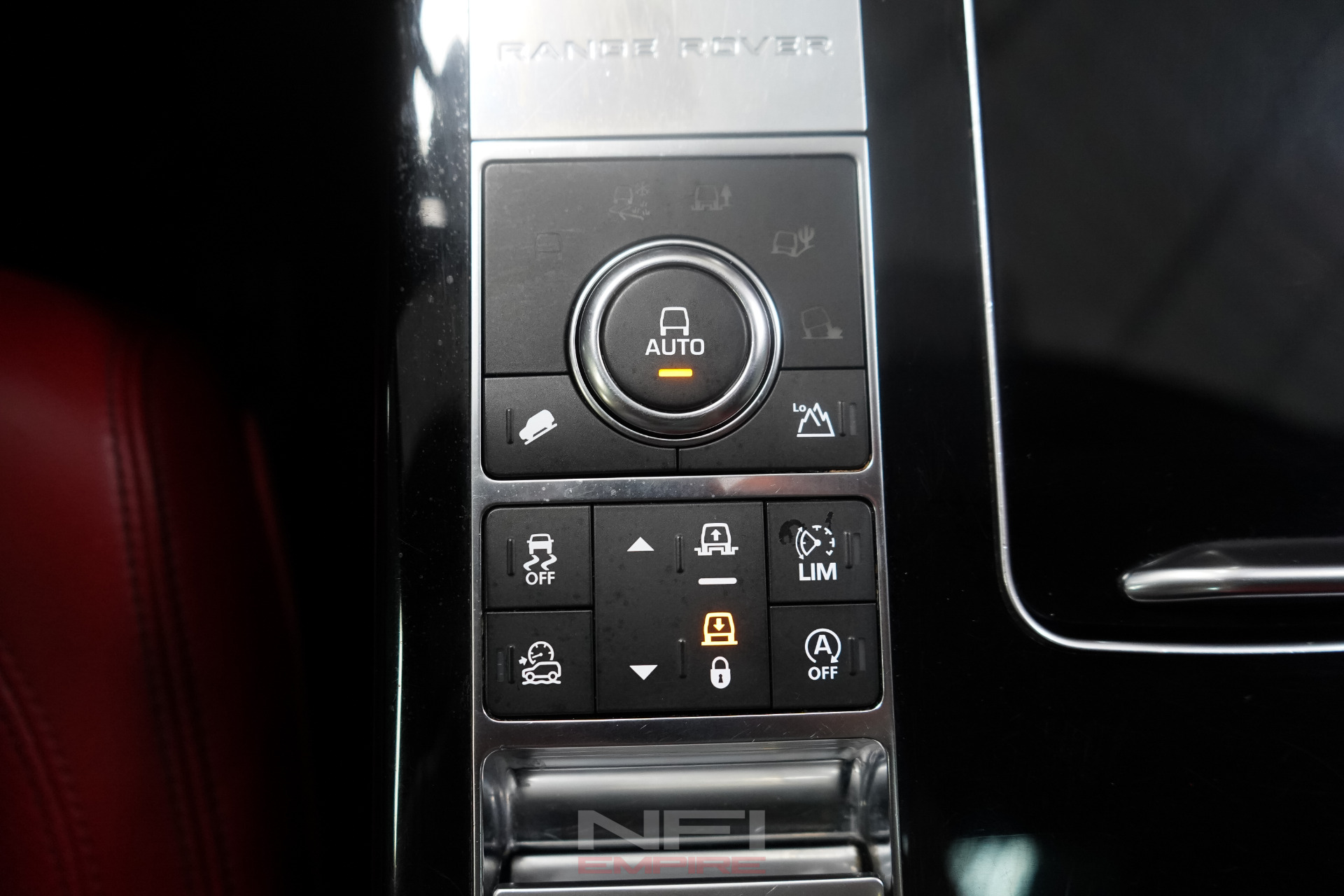 2017 Land Rover Range Rover 29