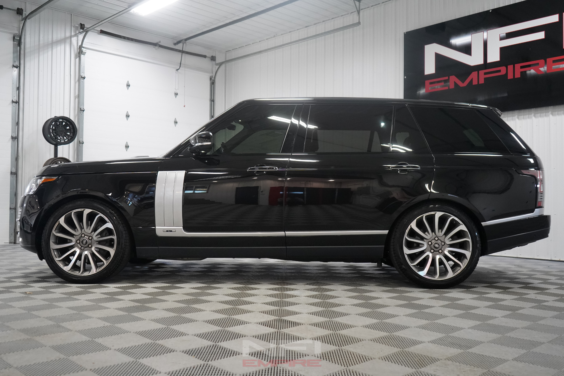 2017 Land Rover Range Rover 9