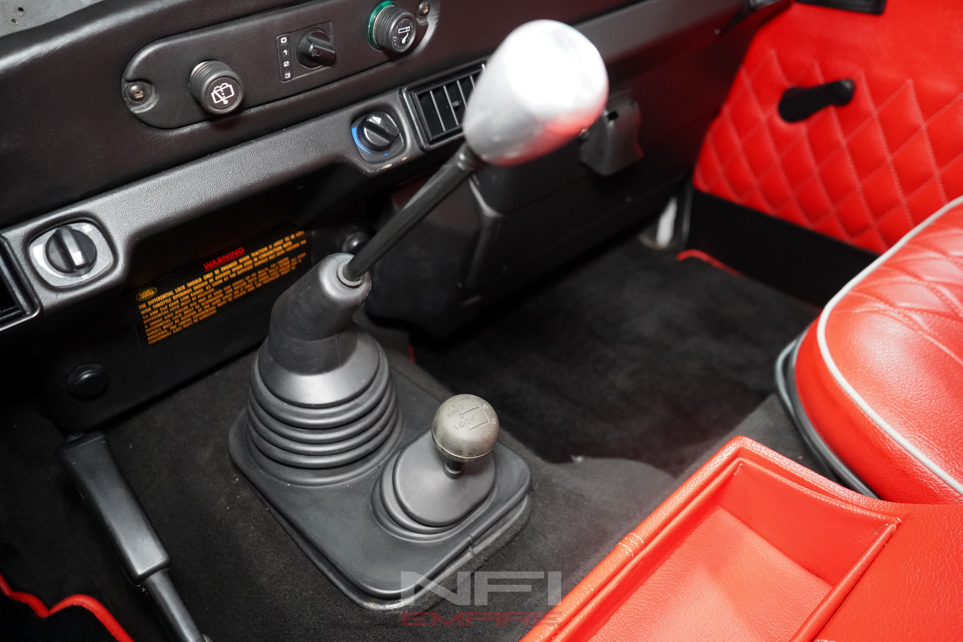 1997 Land Rover Defender 29