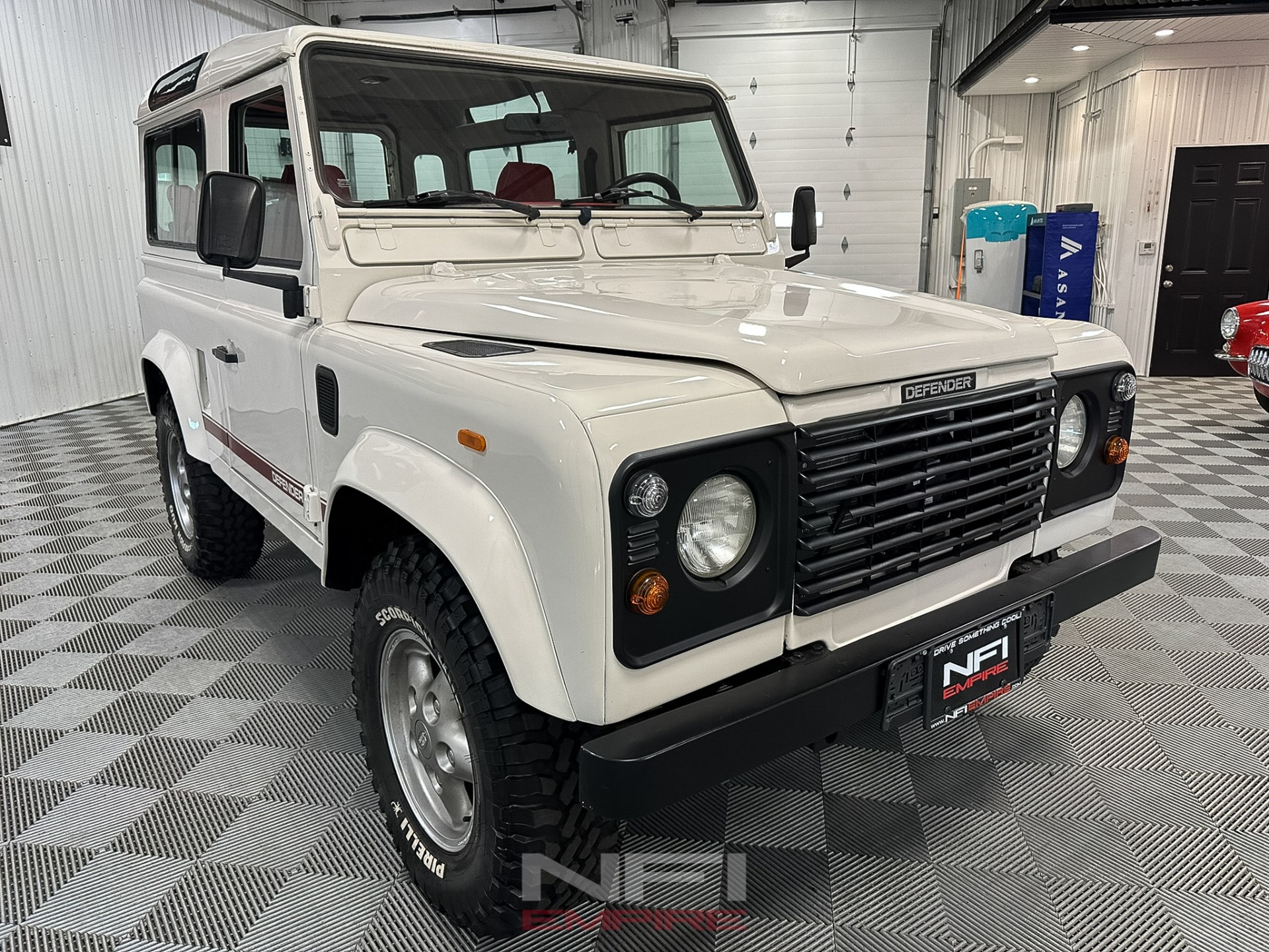 1997 Land Rover Defender 90 NAS Utility Hardtop 5