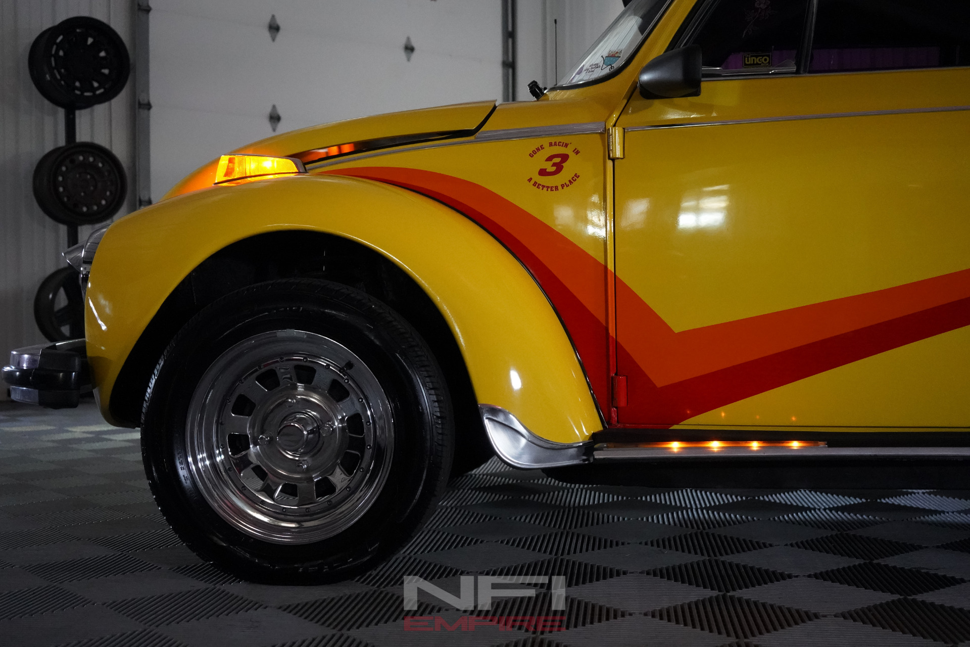 1976 VOLKSWAGEN SUPER BEETLE 11