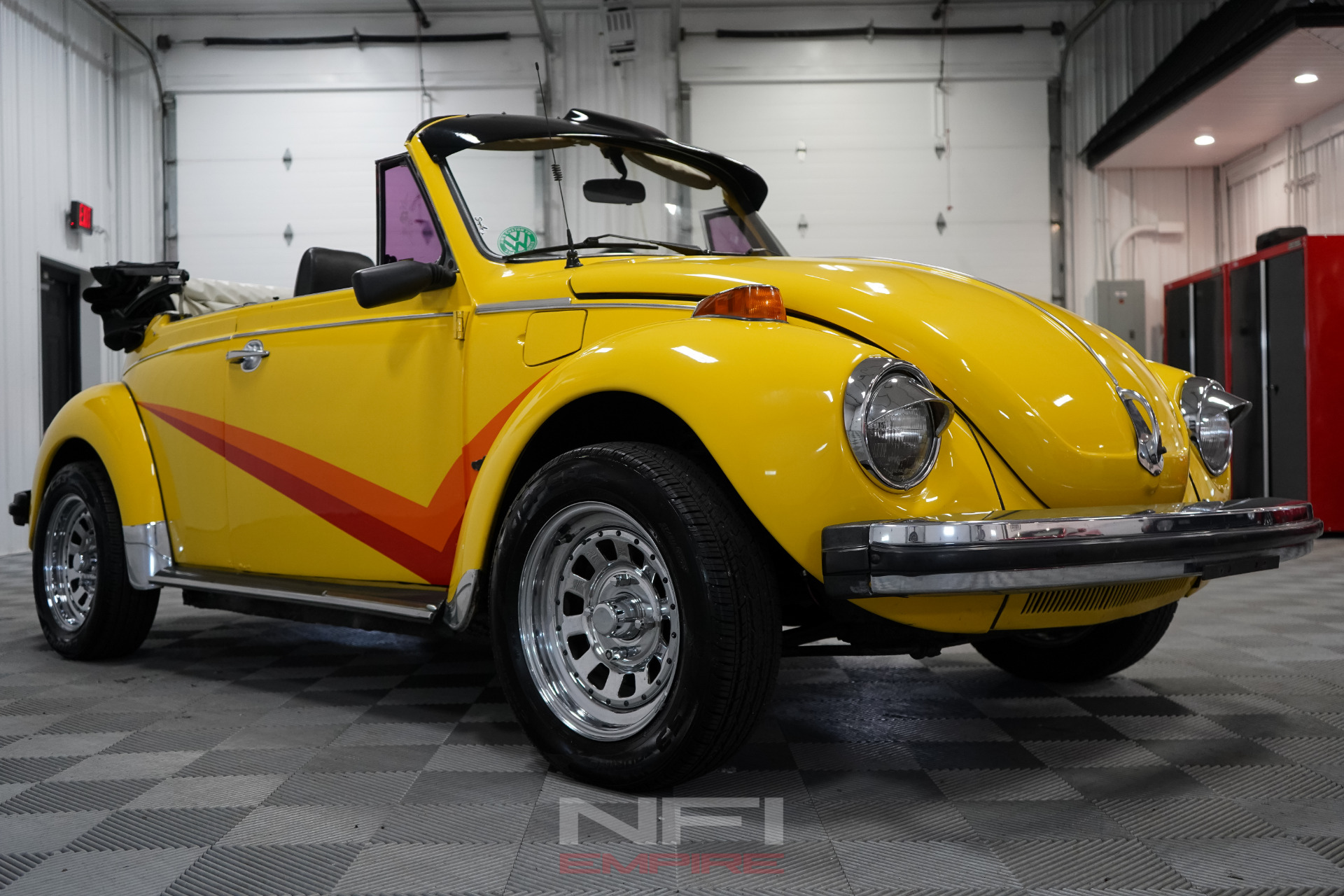 1976 VOLKSWAGEN SUPER BEETLE 17
