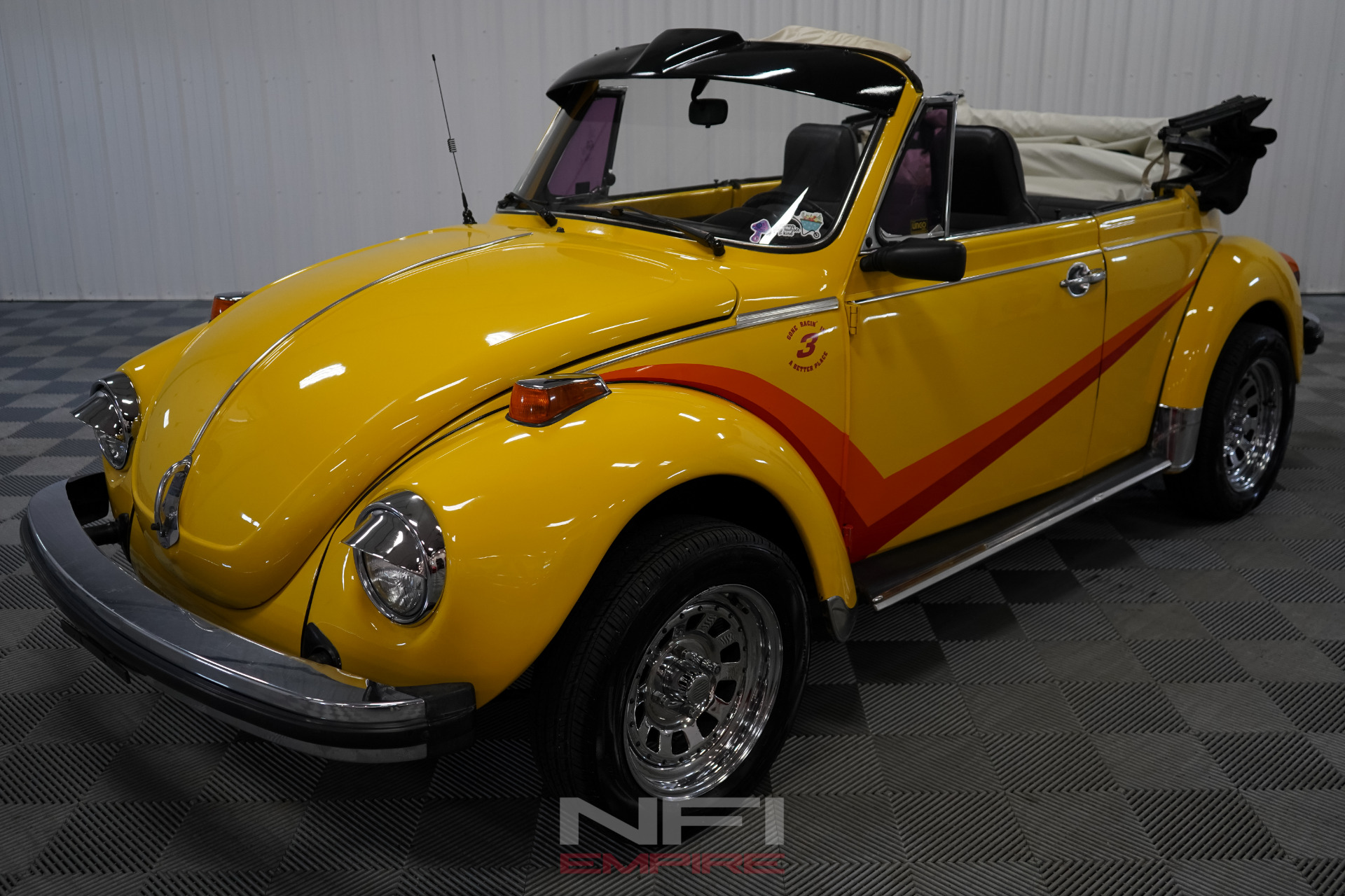 1976 VOLKSWAGEN SUPER BEETLE 3