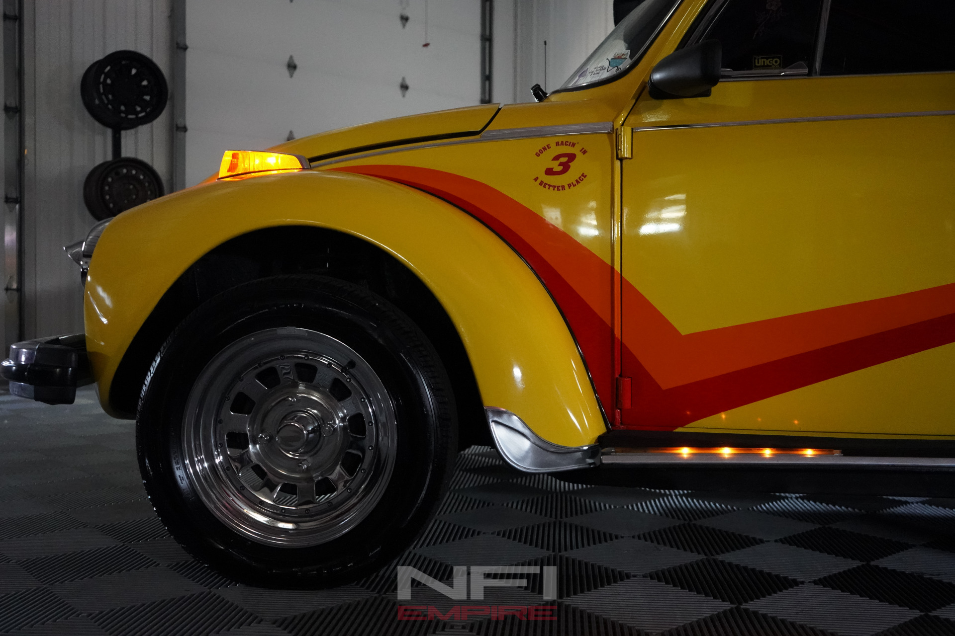 1976 VOLKSWAGEN SUPER BEETLE 40