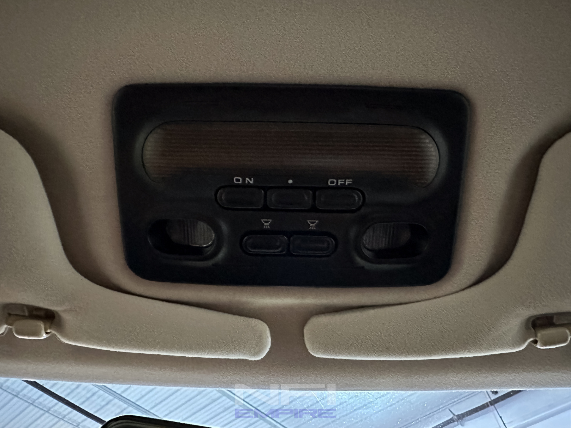 1994 Mitsubishi 3000GT 27