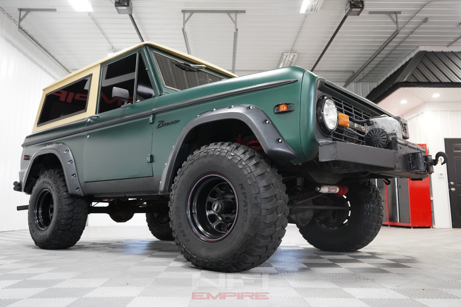 1975 Ford Bronco 2D Utility 4WD 15