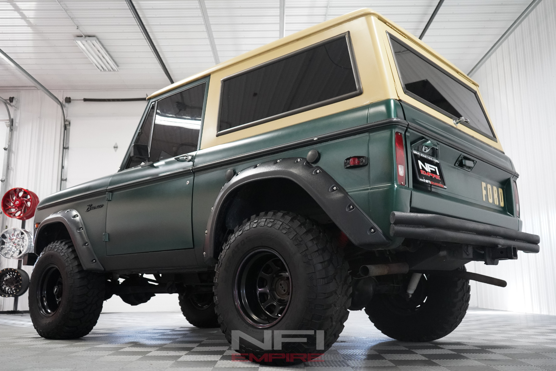 1975 Ford Bronco 2D Utility 4WD 21