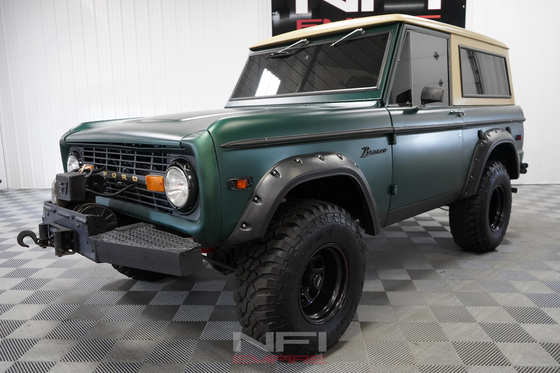 1975 Ford Bronco 2D Utility 4WD 3