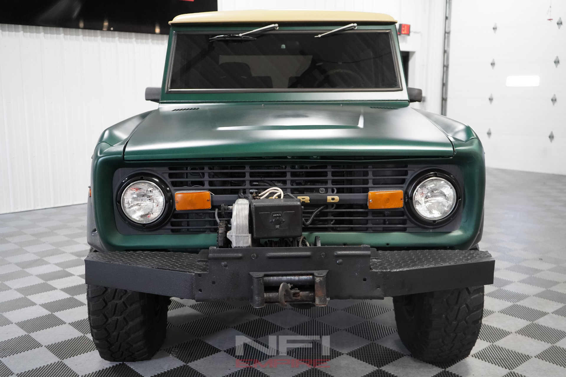 1975 Ford Bronco 2D Utility 4WD 4
