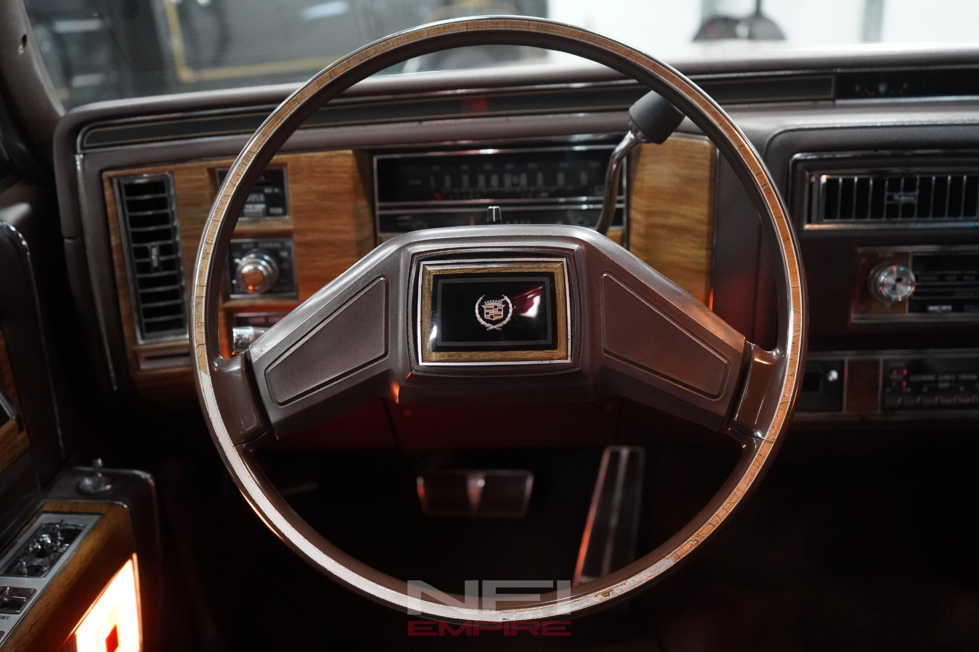 1984 Cadillac Fleetwood 26