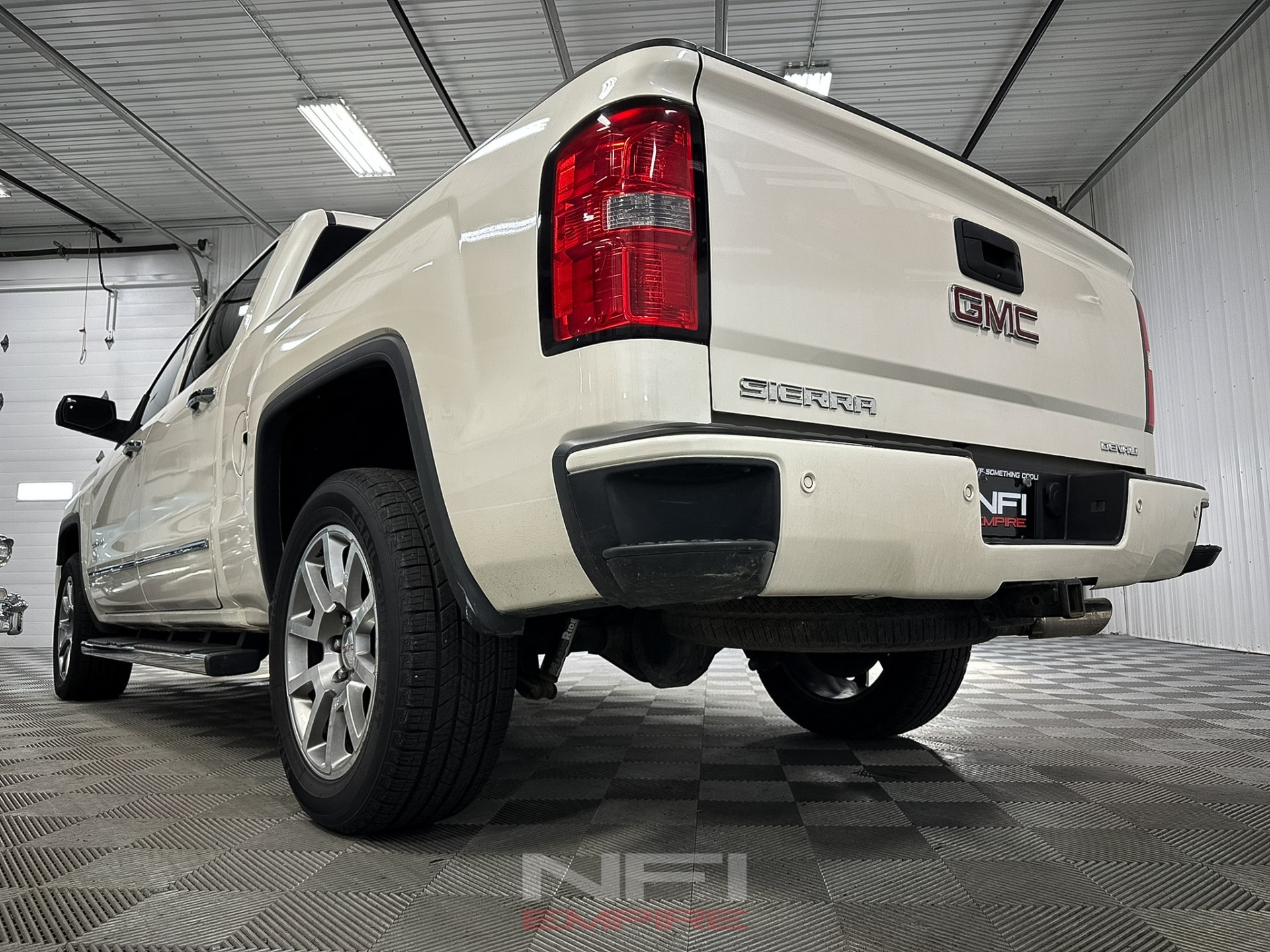 2015 GMC Sierra 1500 Crew Cab 21