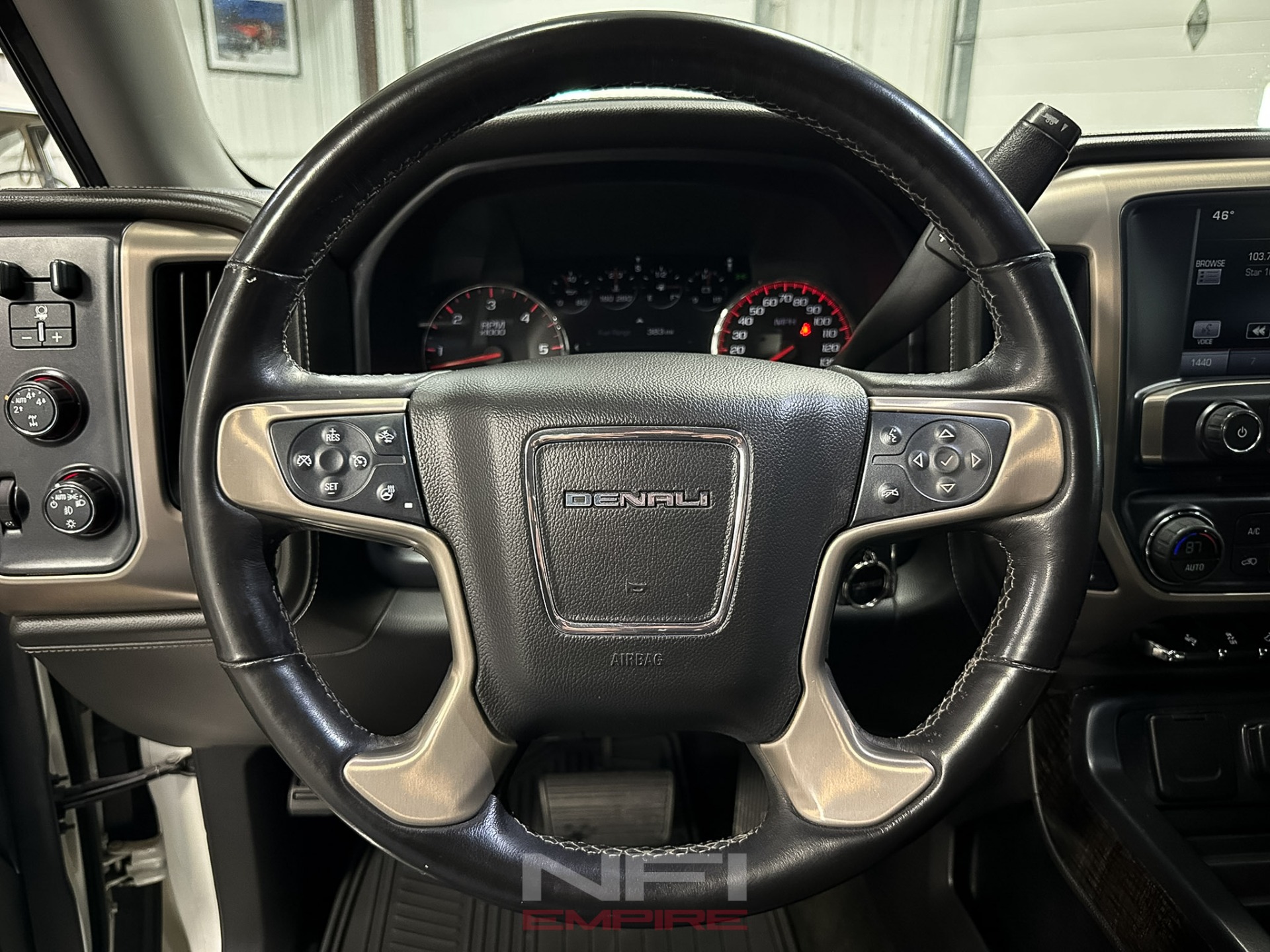 2015 GMC Sierra 1500 Crew Cab 25