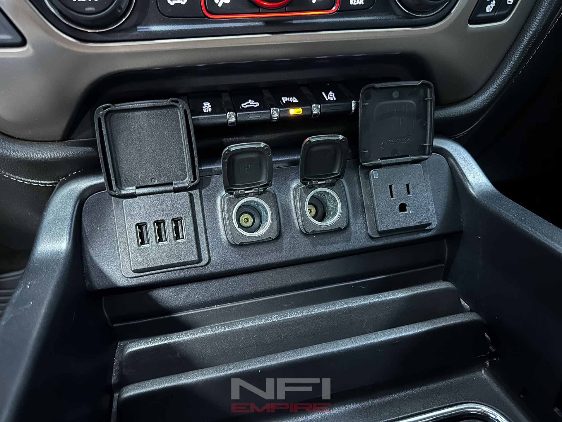 2015 GMC Sierra 1500 Crew Cab 30