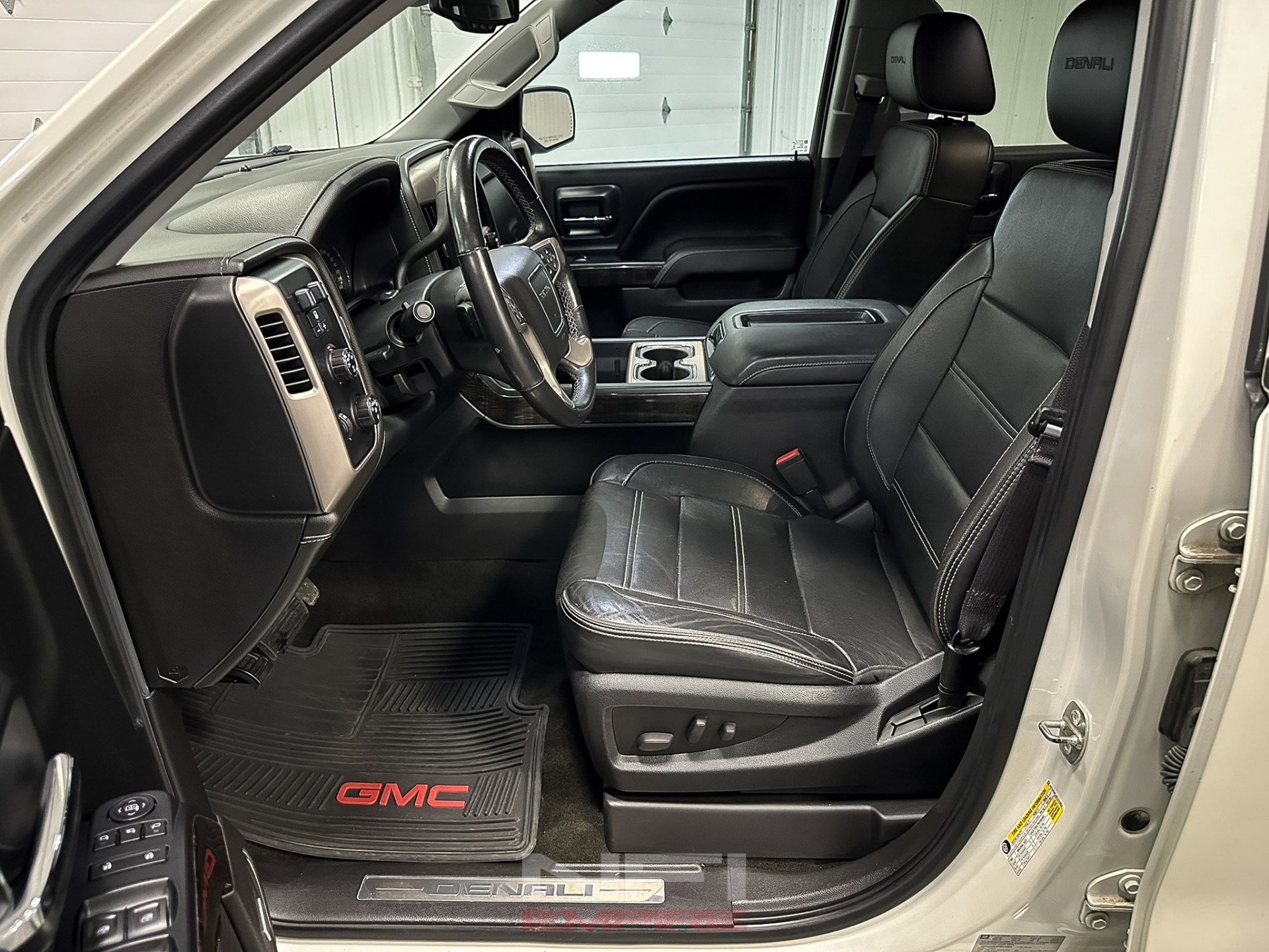 2015 GMC Sierra 1500 Crew Cab 35