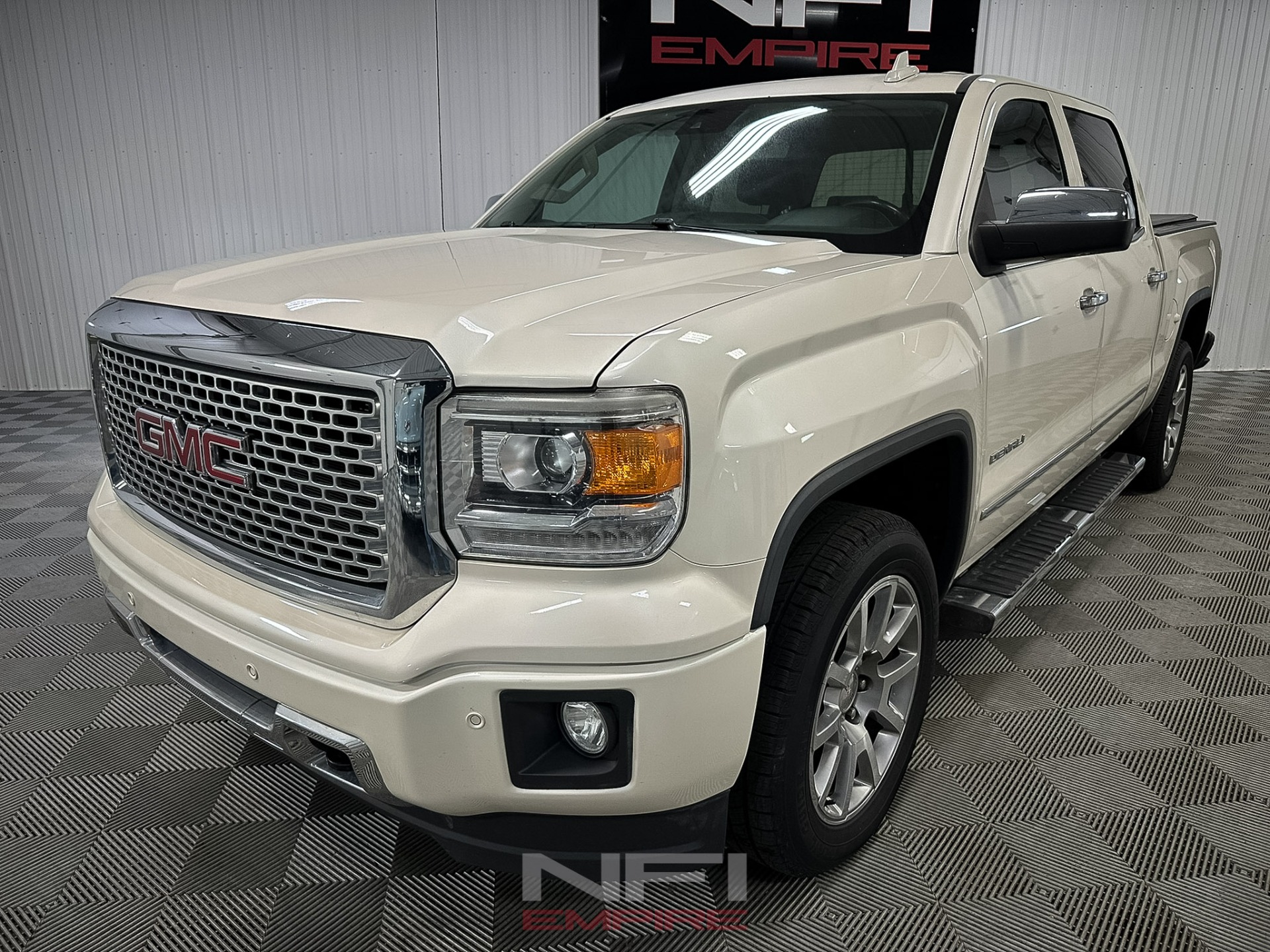 2015 GMC Sierra 1500 Crew Cab 3