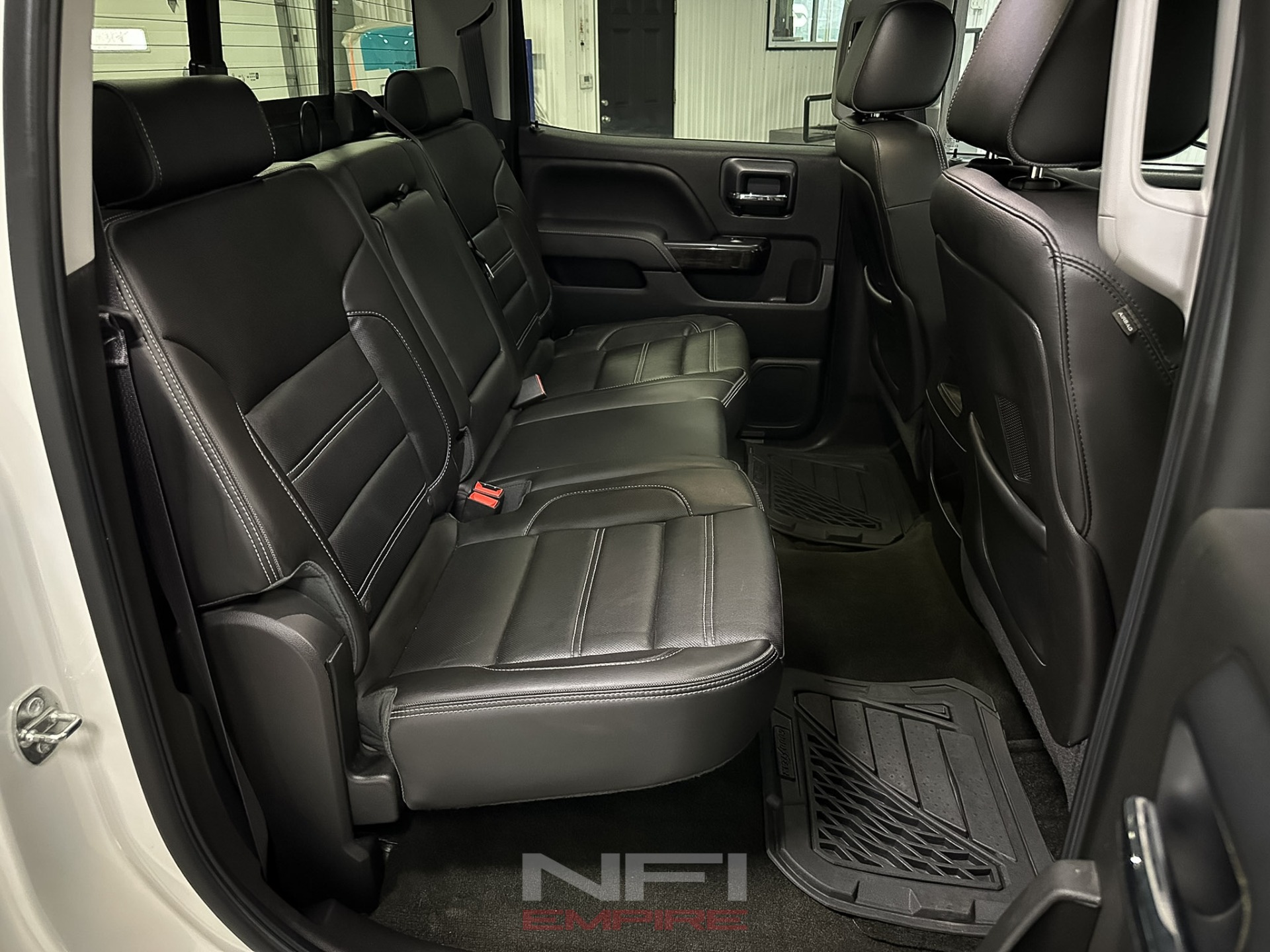 2015 GMC Sierra 1500 Crew Cab 40