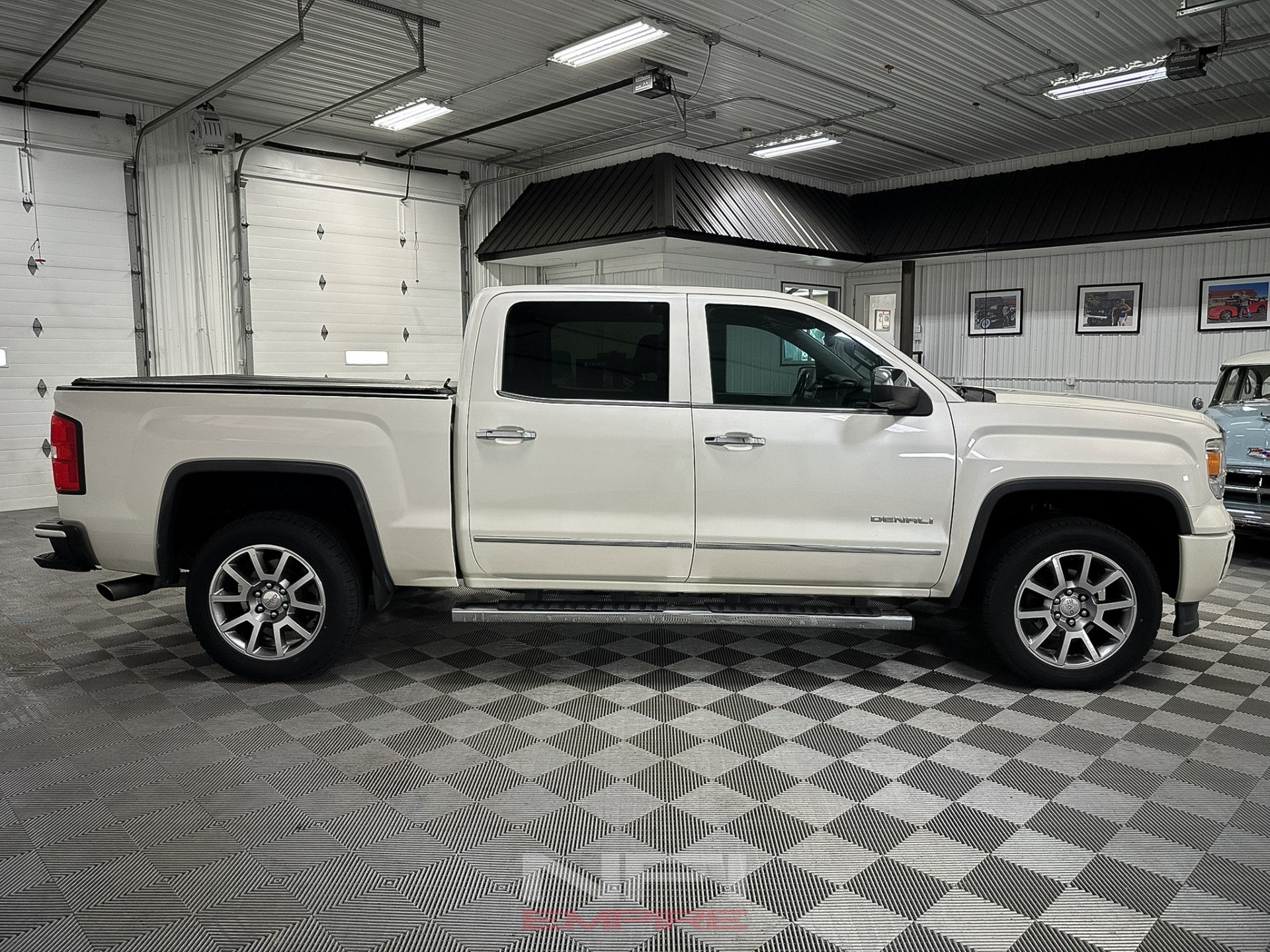 2015 GMC Sierra 1500 Crew Cab 7