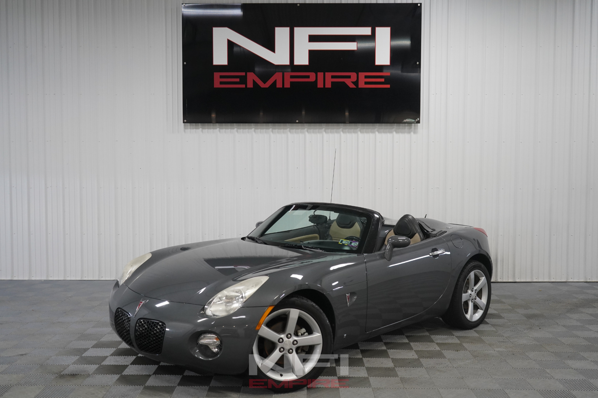 2008 Pontiac Solstice 1