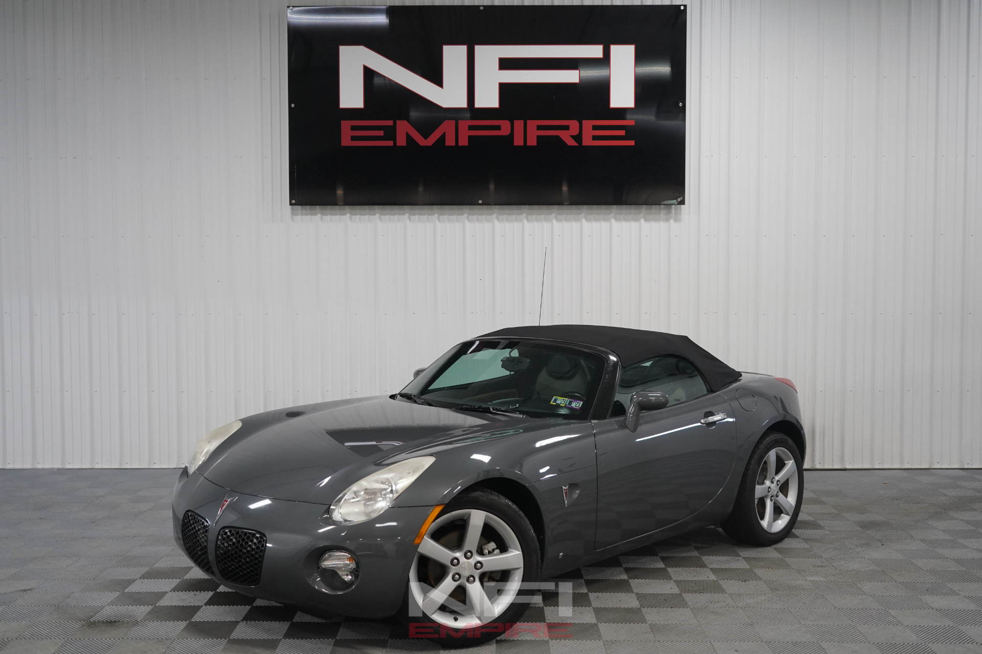 2008 Pontiac Solstice 2