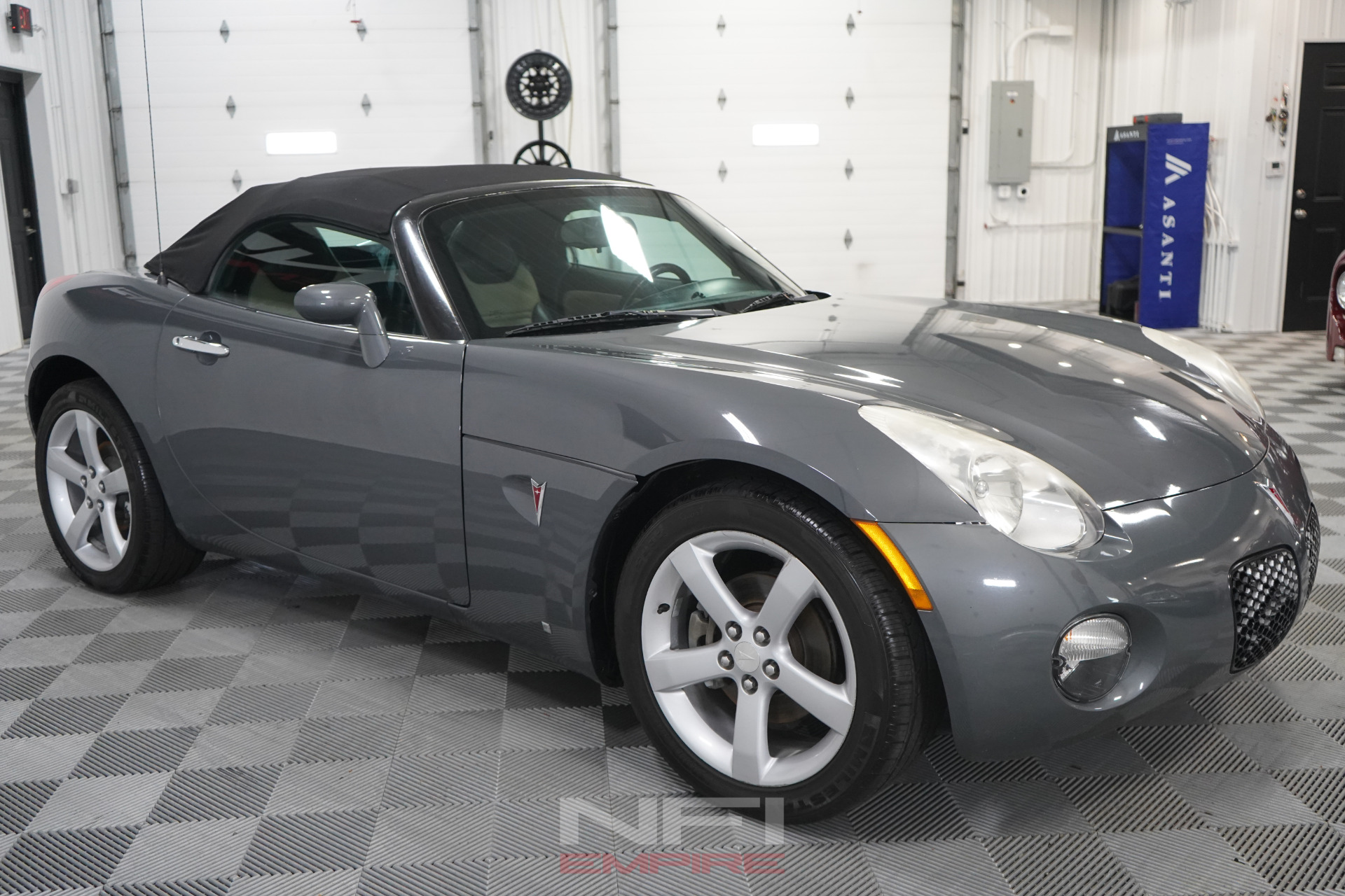 2008 Pontiac Solstice 8