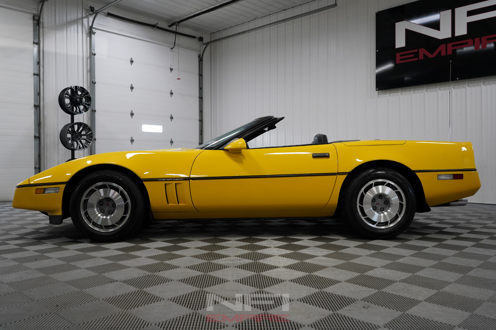 1986 Chevrolet Corvette 12