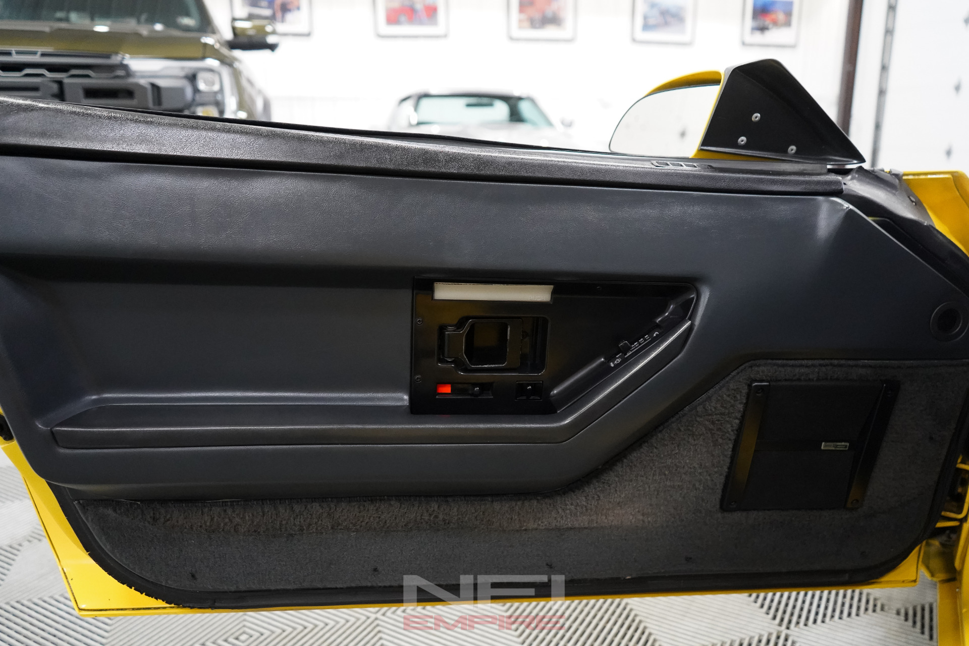 1986 Chevrolet Corvette 32