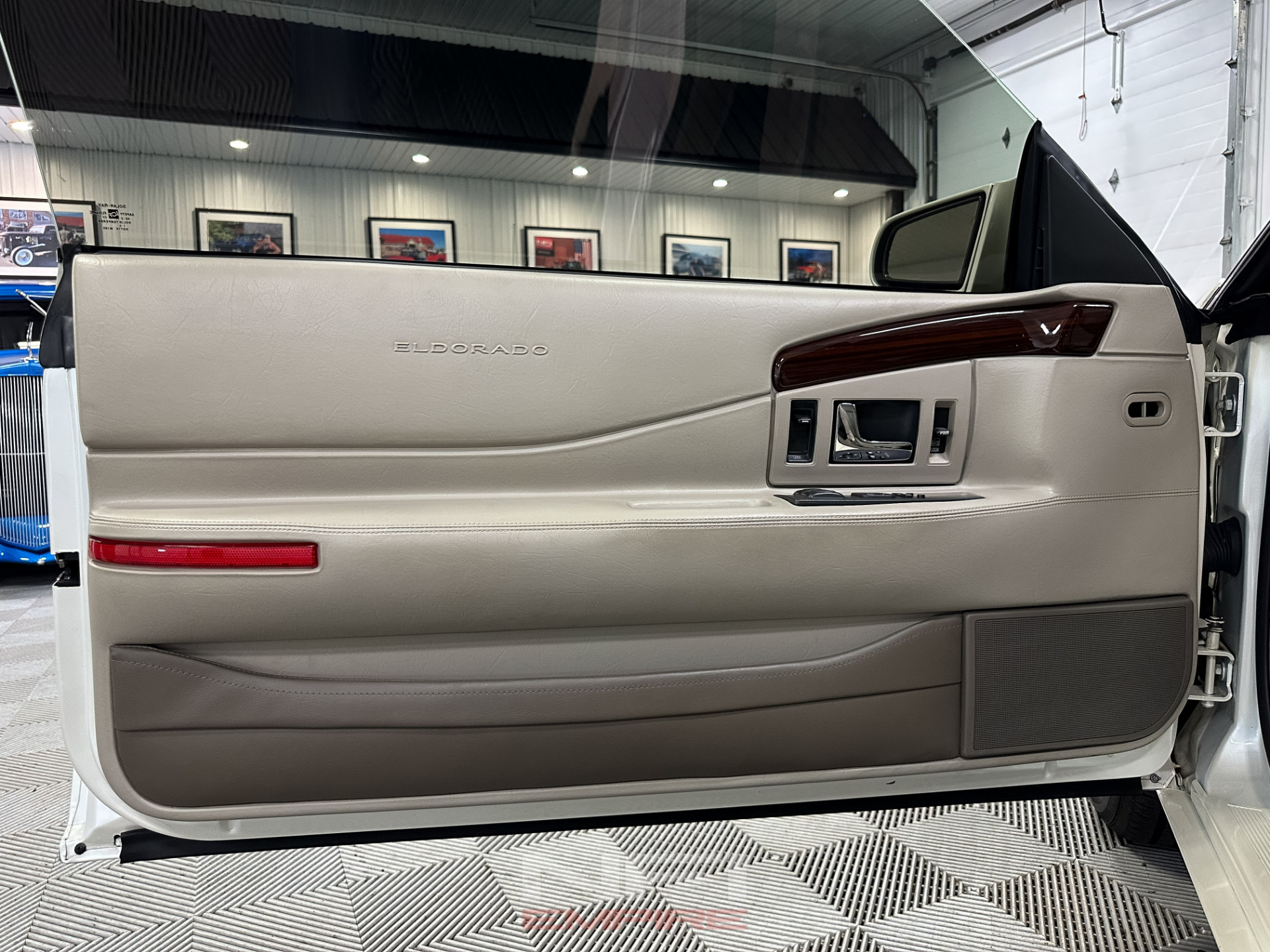1998 Cadillac Eldorado 34