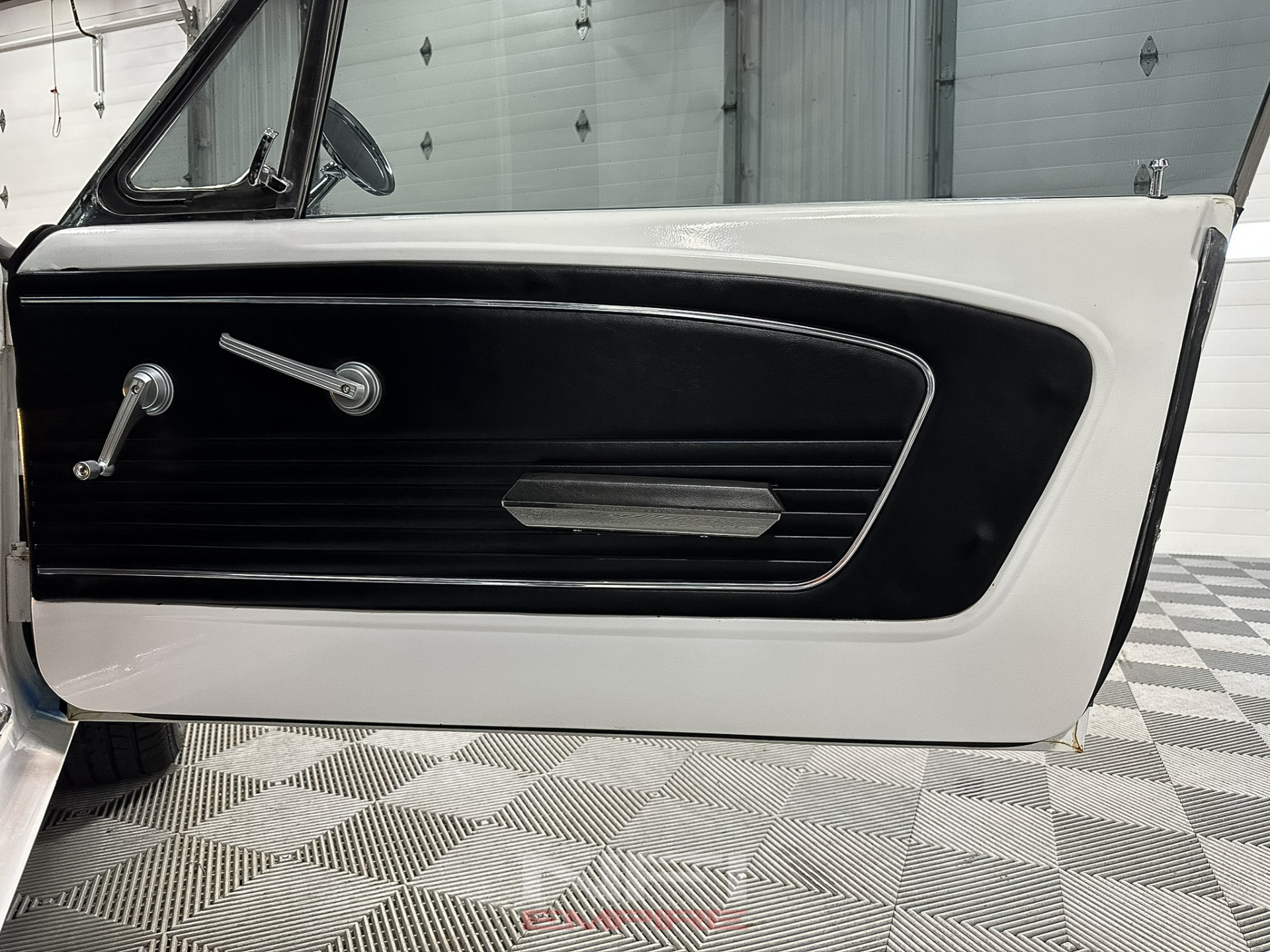 1966 FORD MUSTANG 39
