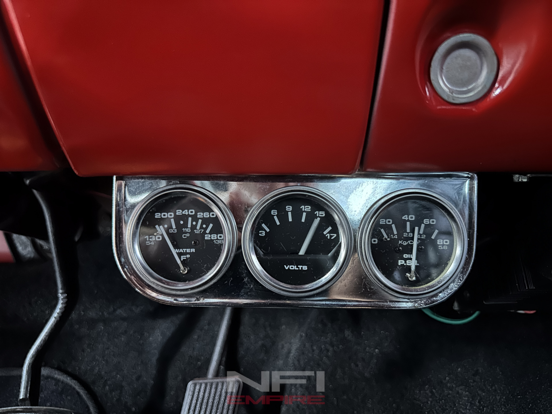 1977 FORD F-100 27
