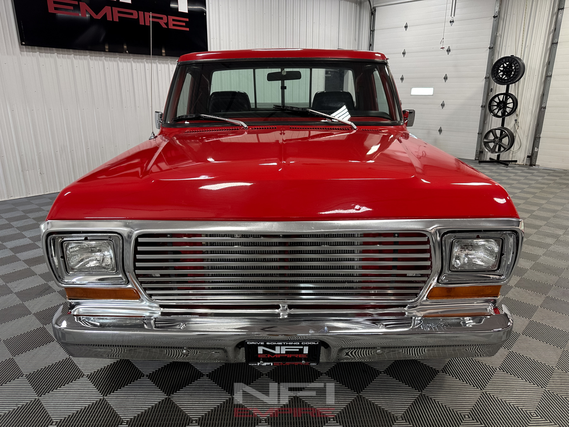 1977 FORD F-100 4