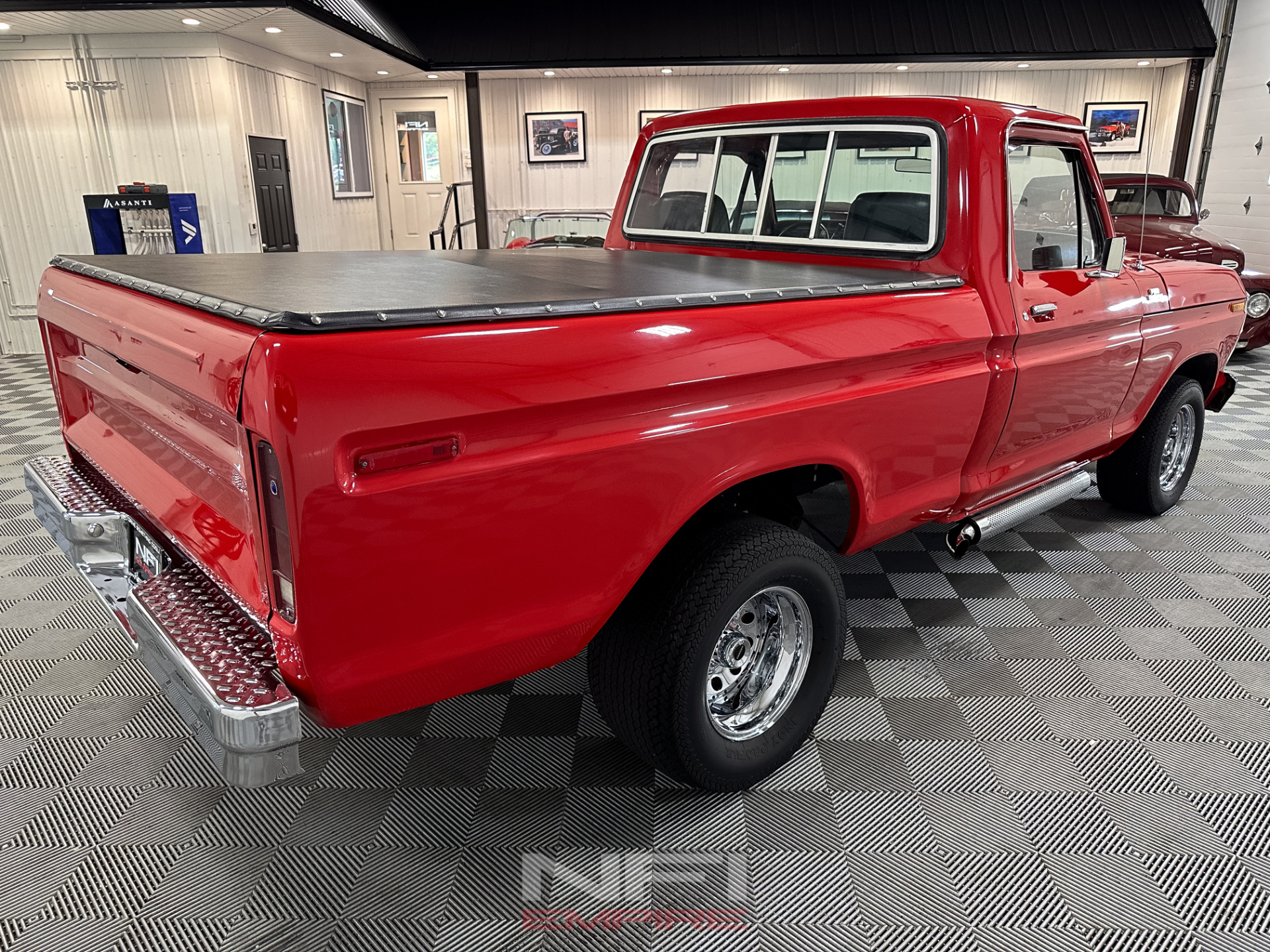 1977 FORD F-100 8