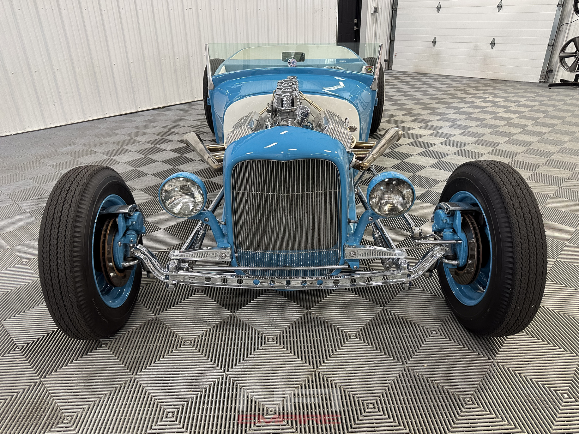 1929 Ford Model A 4