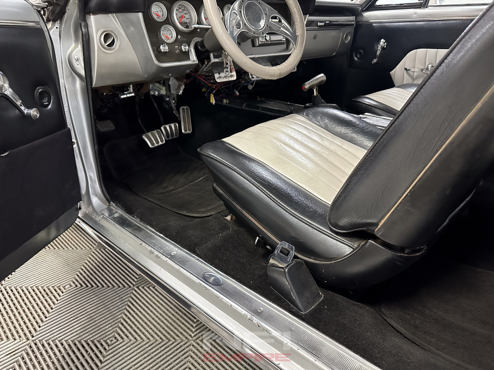 1966 PONTIAC GTO 29